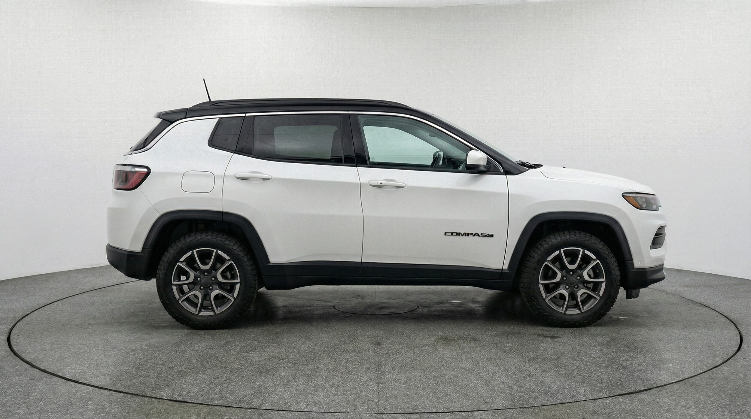 Thumbnail: 2025 Jeep Compass - 8