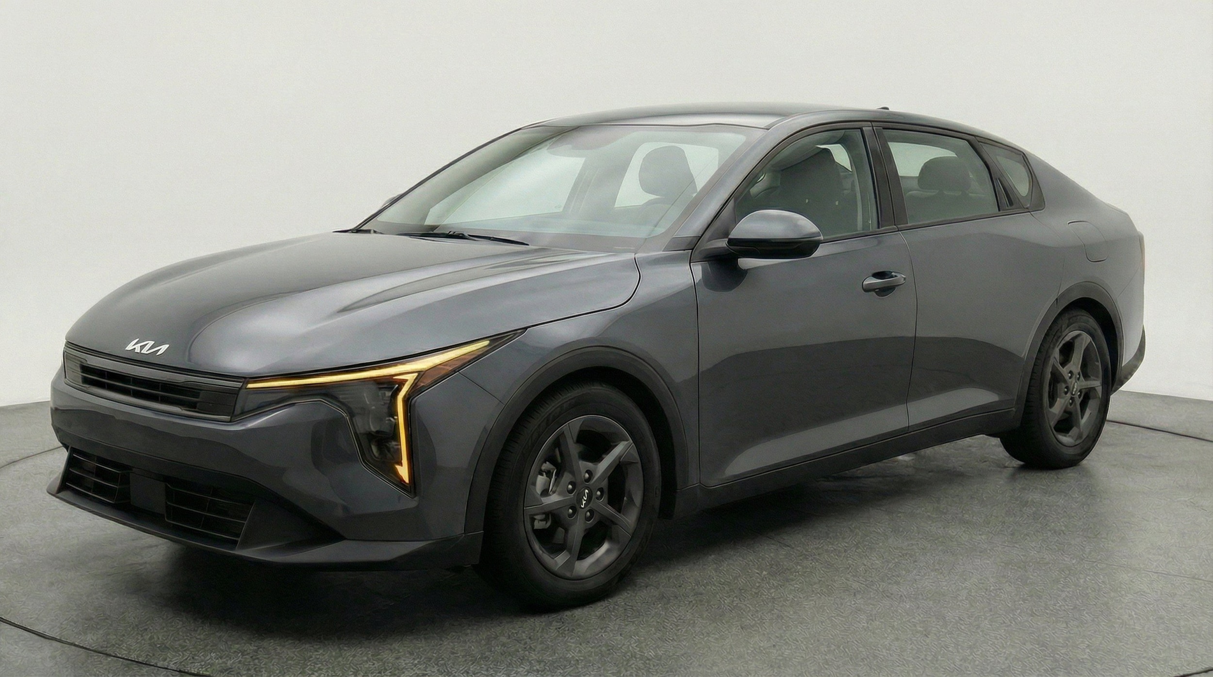 Thumbnail: 2025 Kia K4 - 3