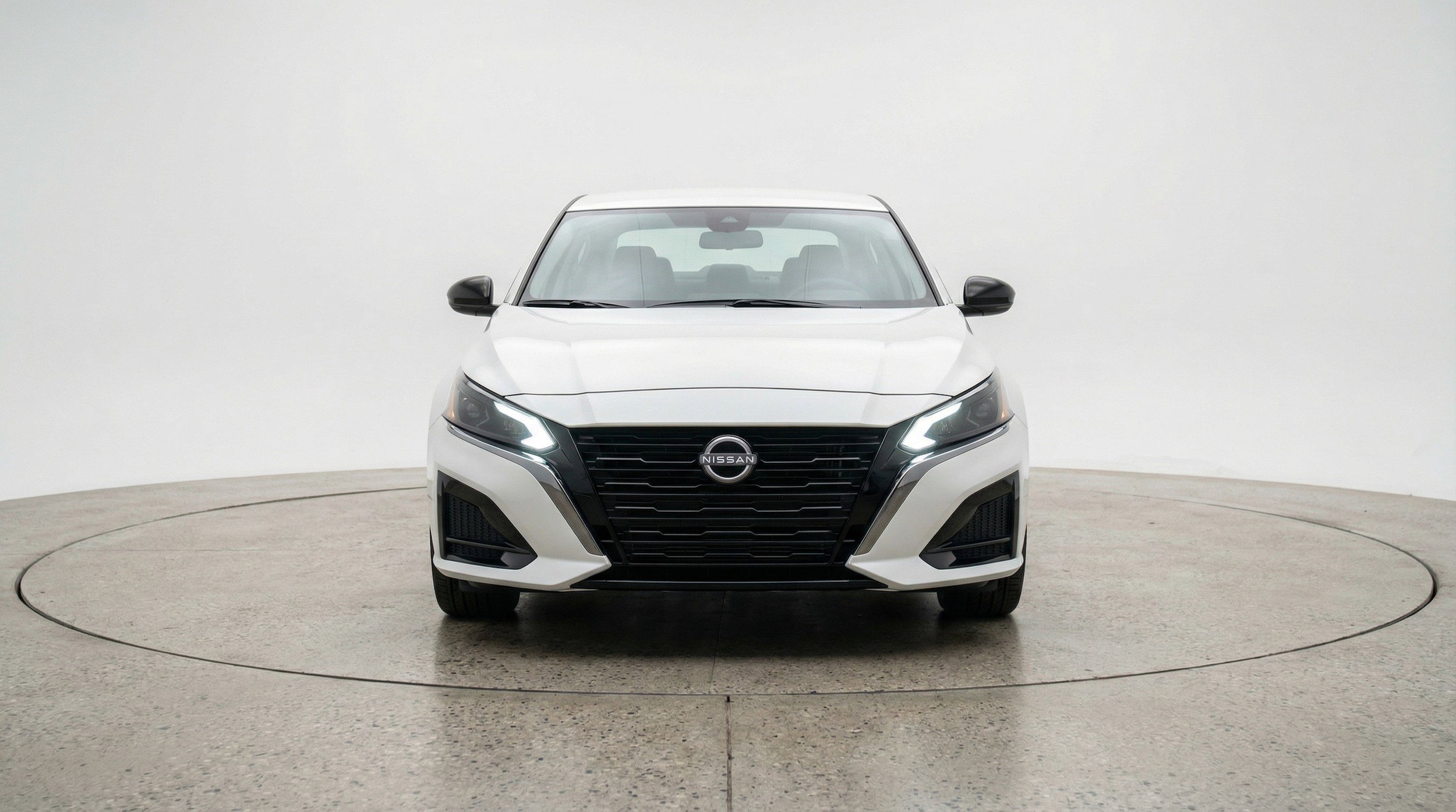 Thumbnail: 2025 Nissan Altima - 2