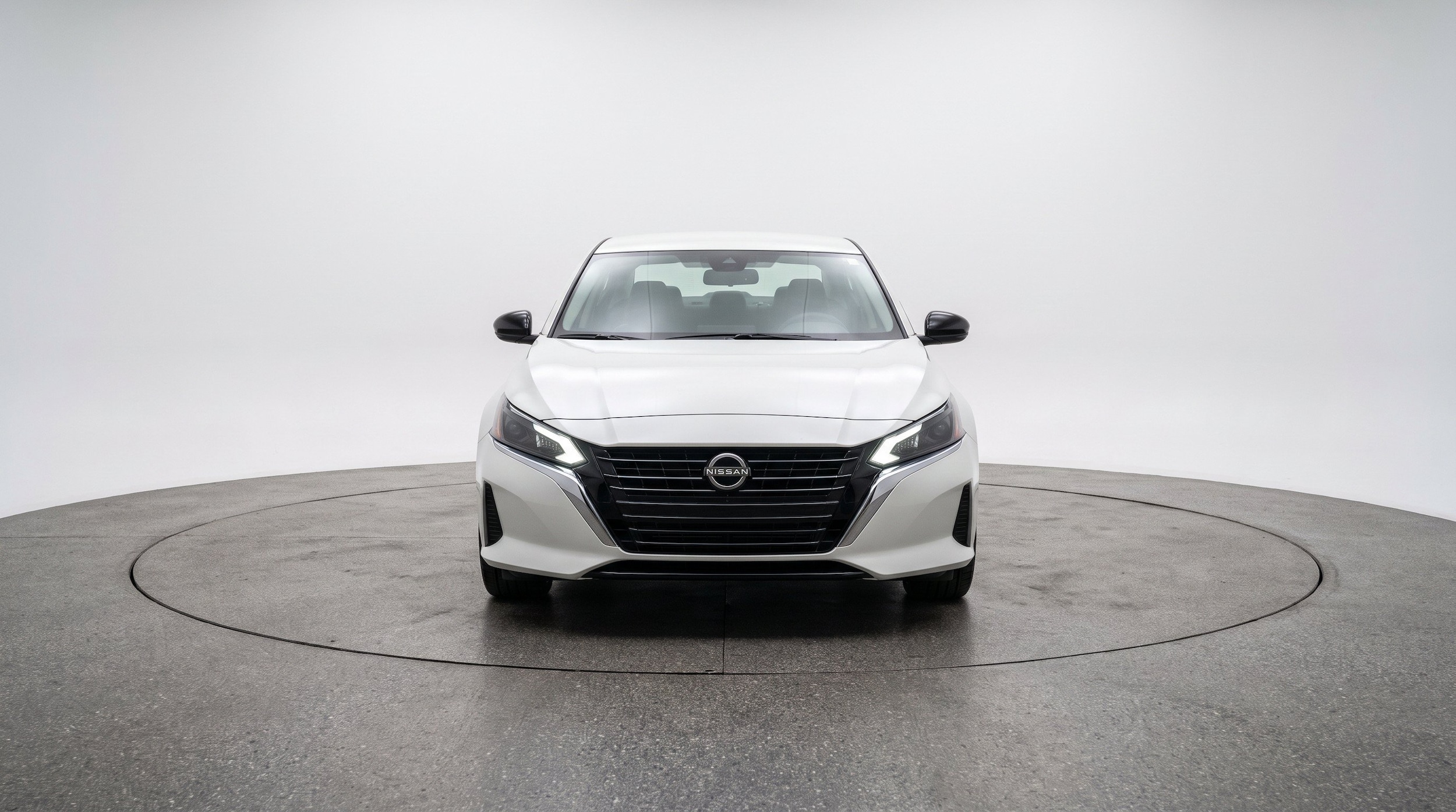 Thumbnail: 2025 Nissan Altima - 2