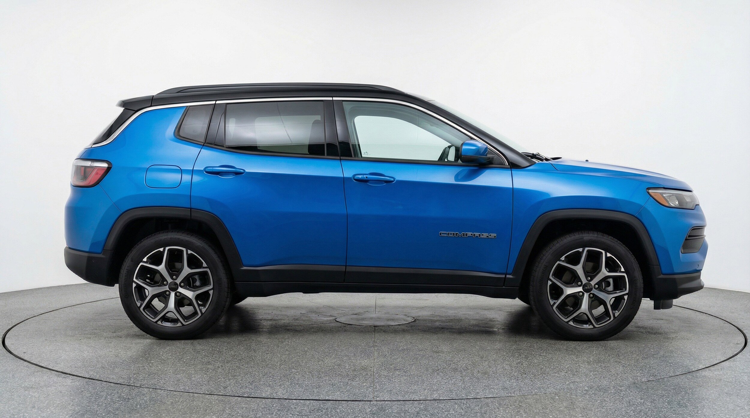 Thumbnail: 2025 Jeep Compass - 11