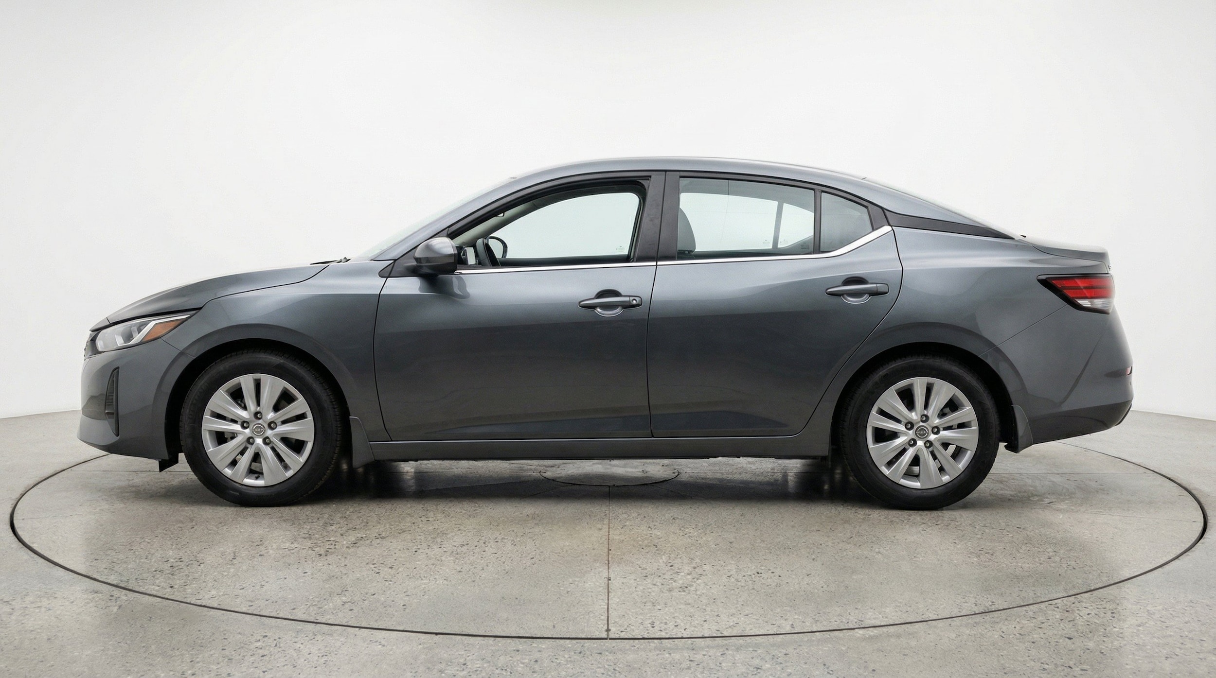 Thumbnail: 2025 Nissan Sentra - 5