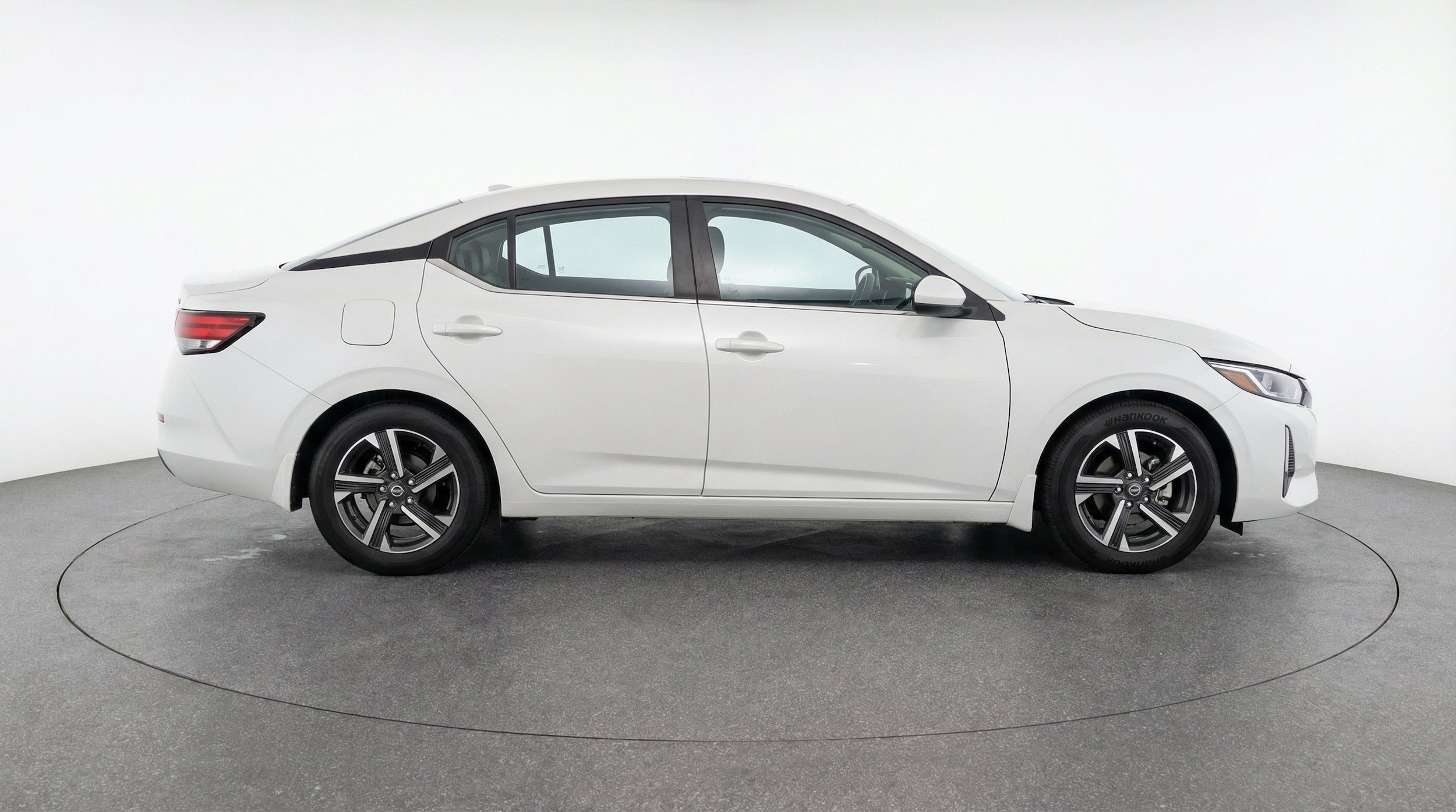 Thumbnail: 2025 Nissan Sentra - 11