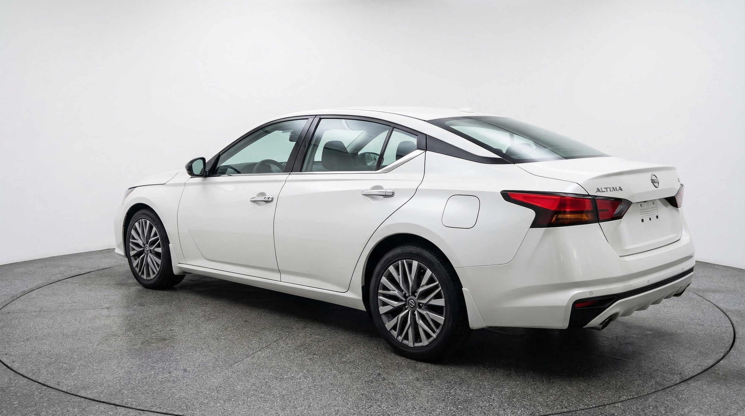 Thumbnail: 2025 Nissan Altima - 6