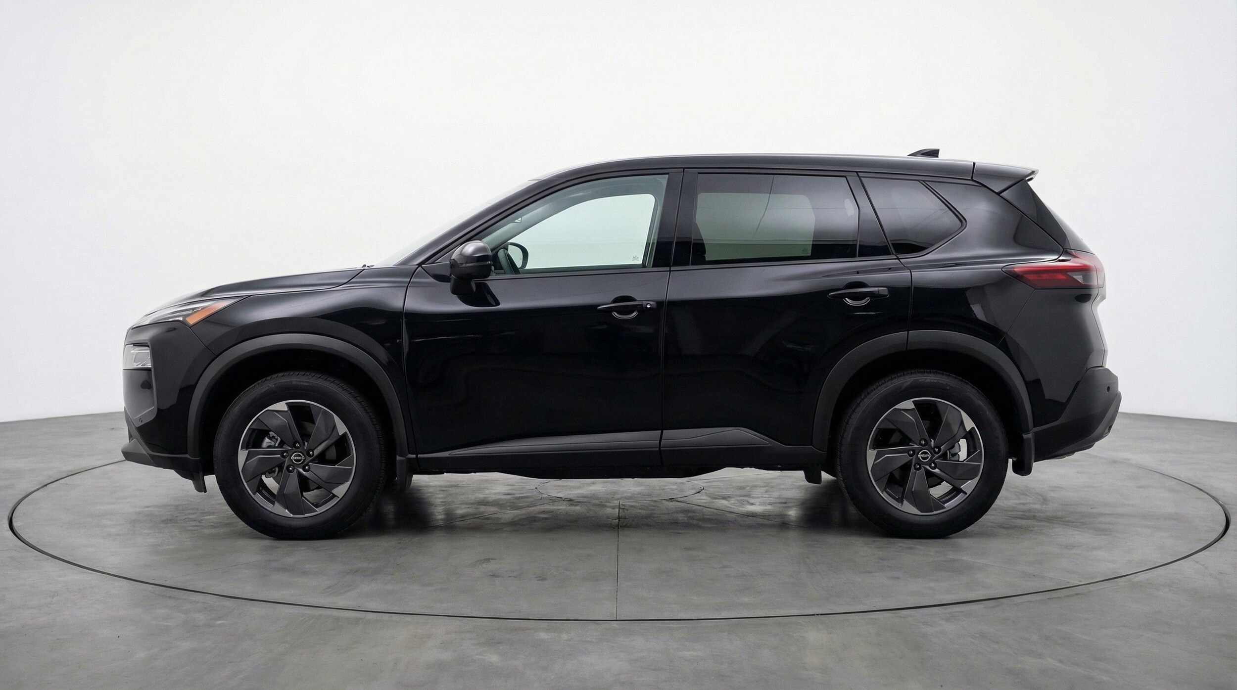 Thumbnail: 2025 Nissan Rogue - 5
