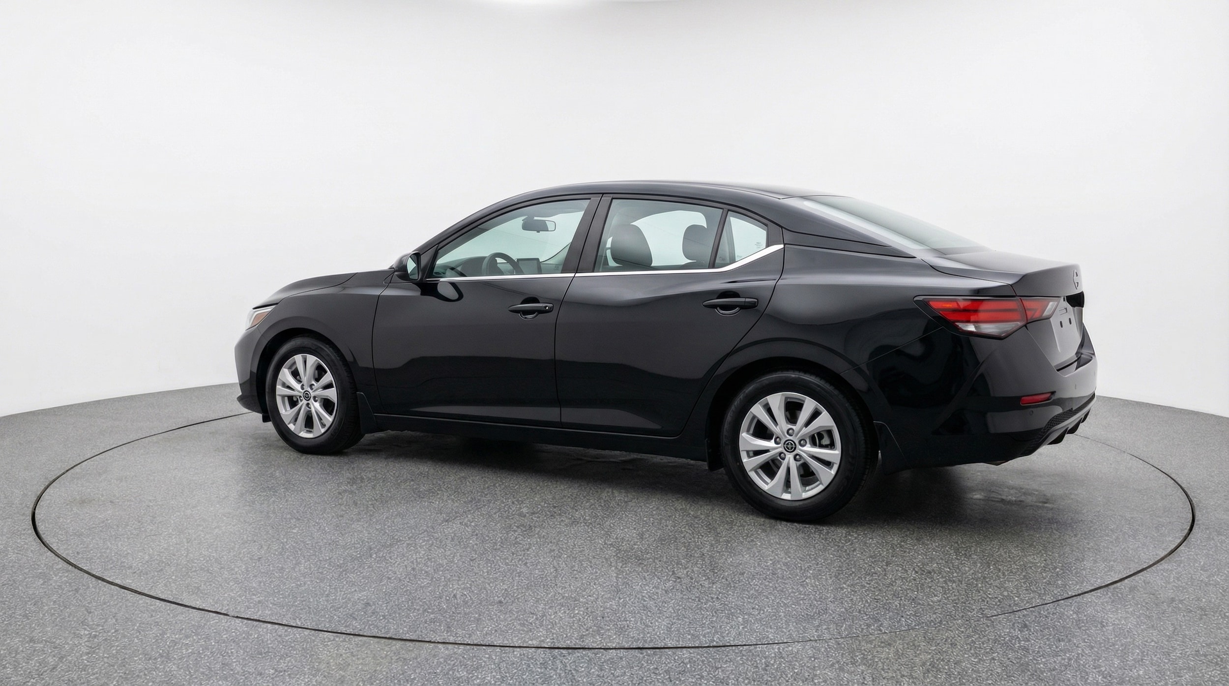 Thumbnail: 2025 Nissan Sentra - 5