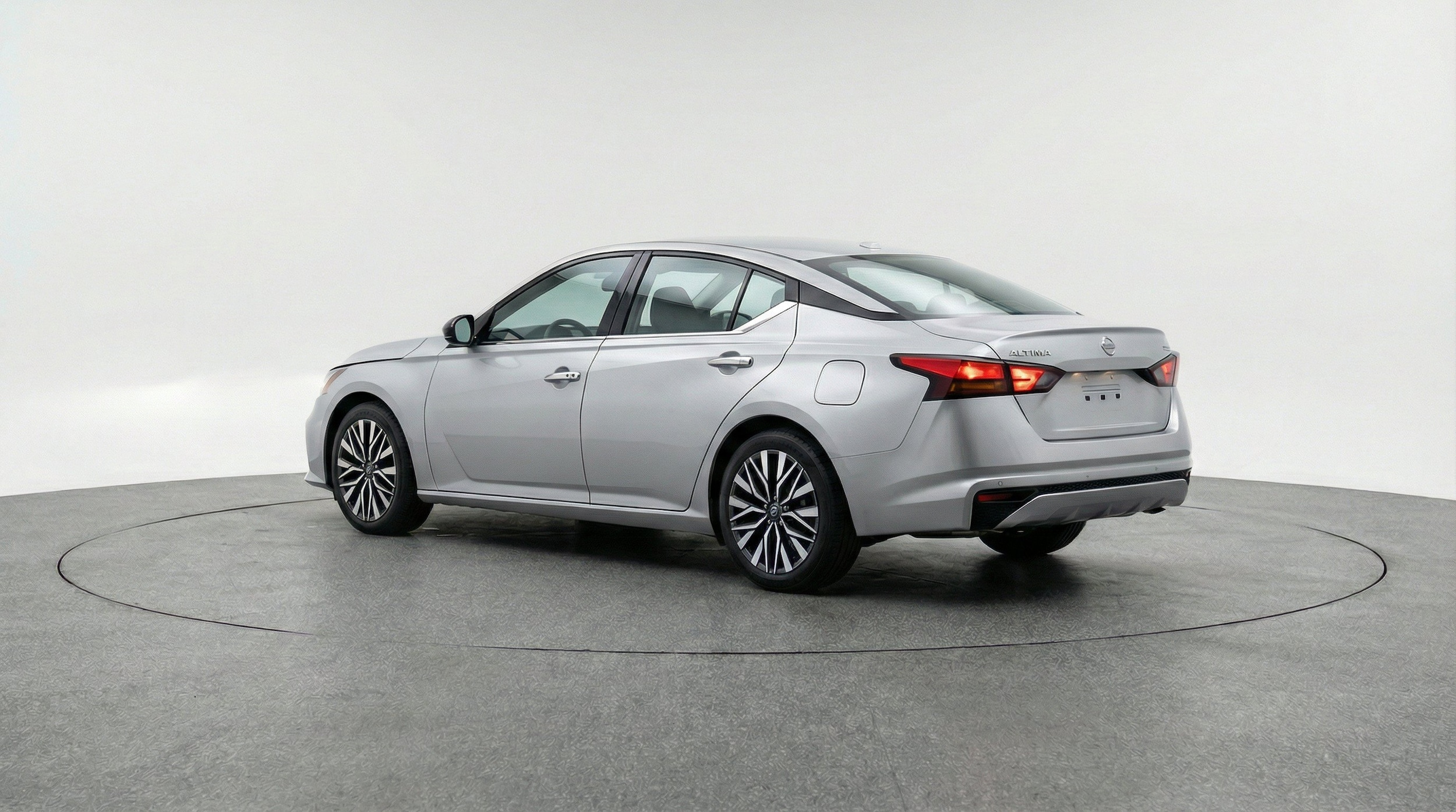 Thumbnail: 2025 Nissan Altima - 6