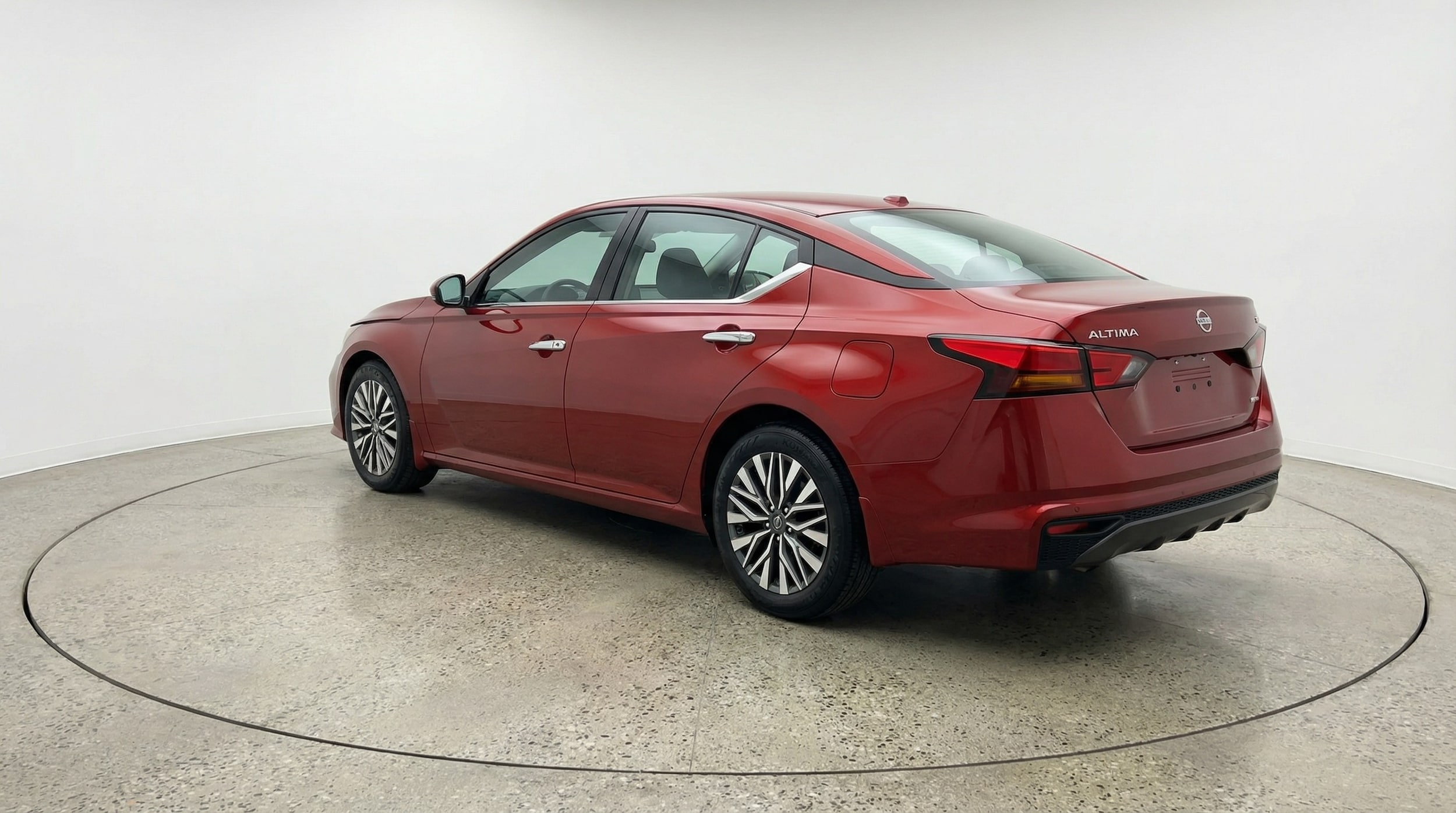 Thumbnail: 2025 Nissan Altima - 5