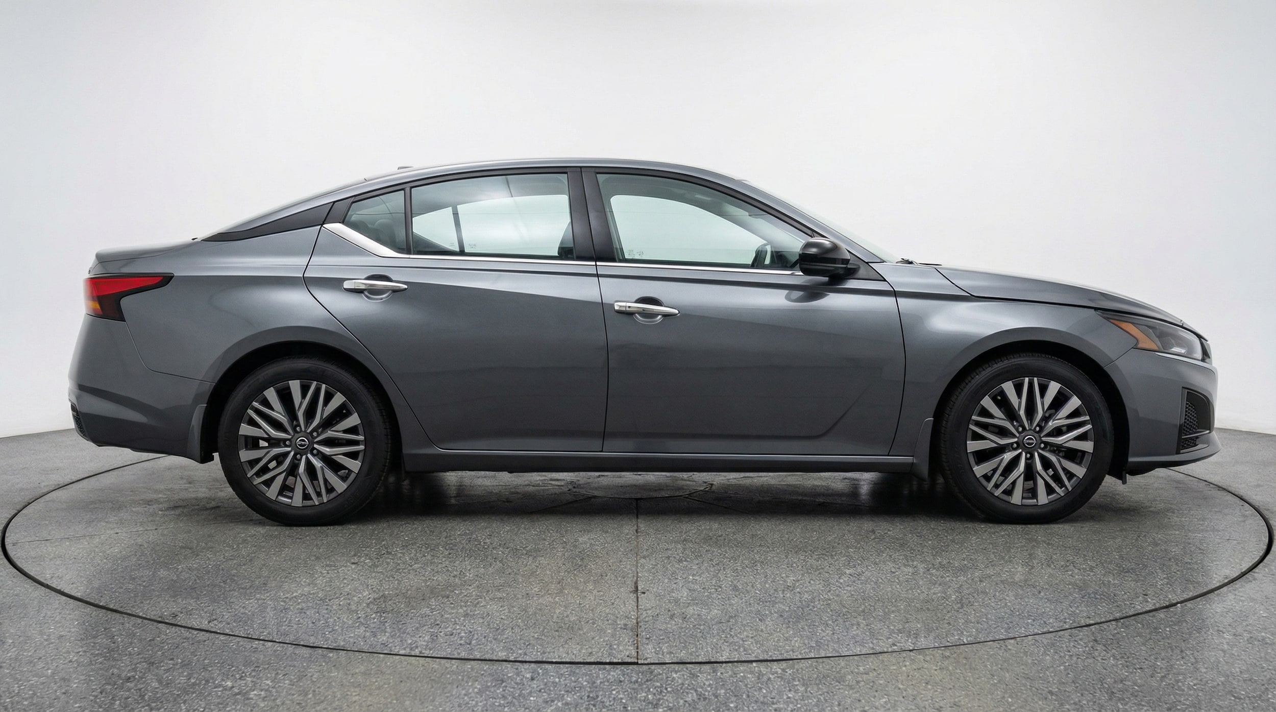 Thumbnail: 2025 Nissan Altima - 8