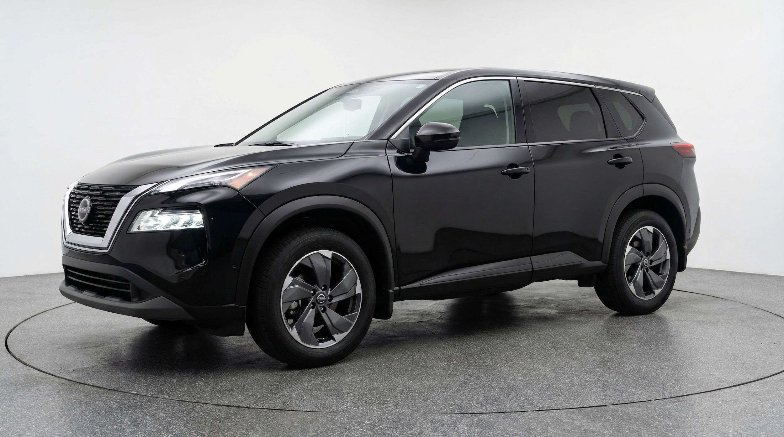 Thumbnail: 2025 Nissan Rogue - 3