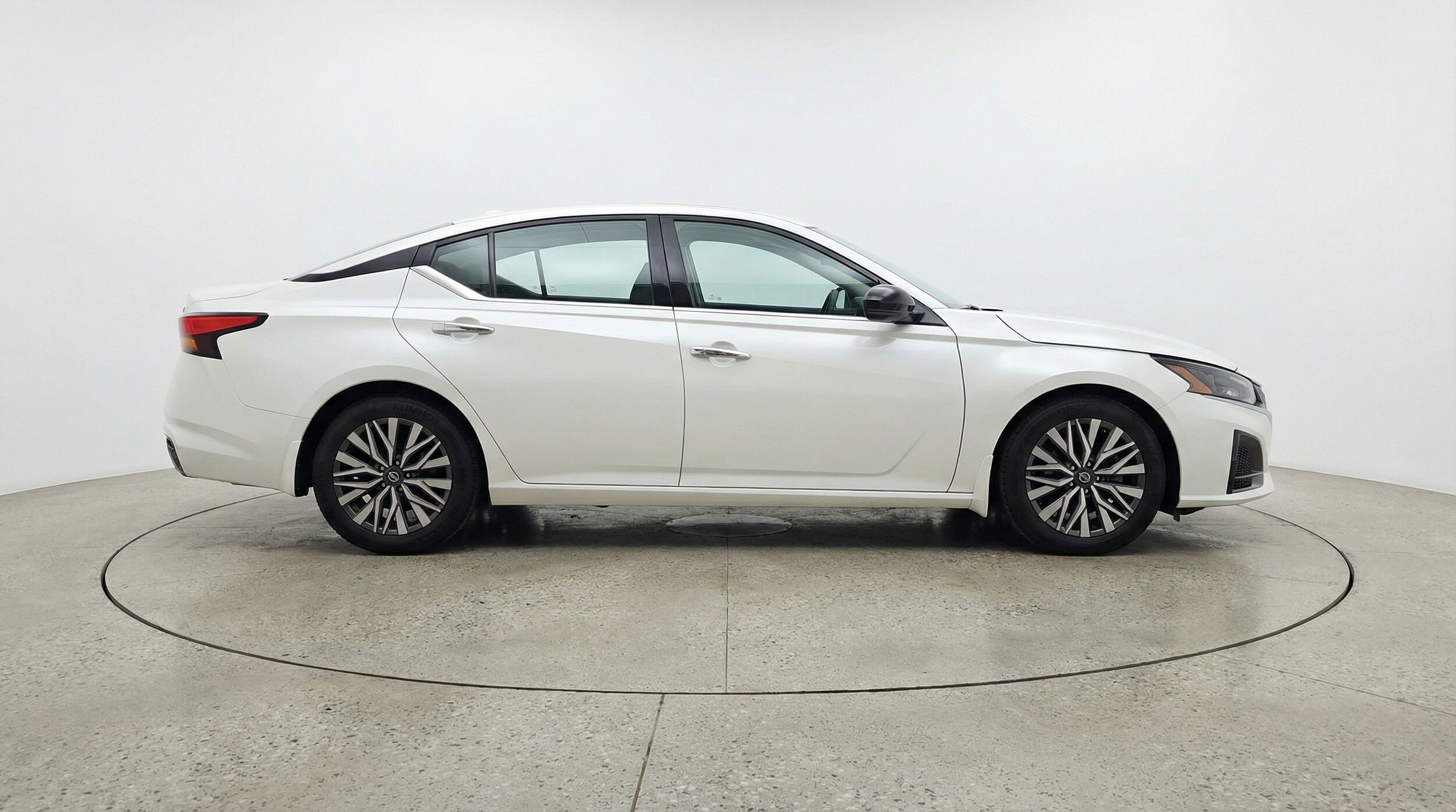 Thumbnail: 2025 Nissan Altima - 11