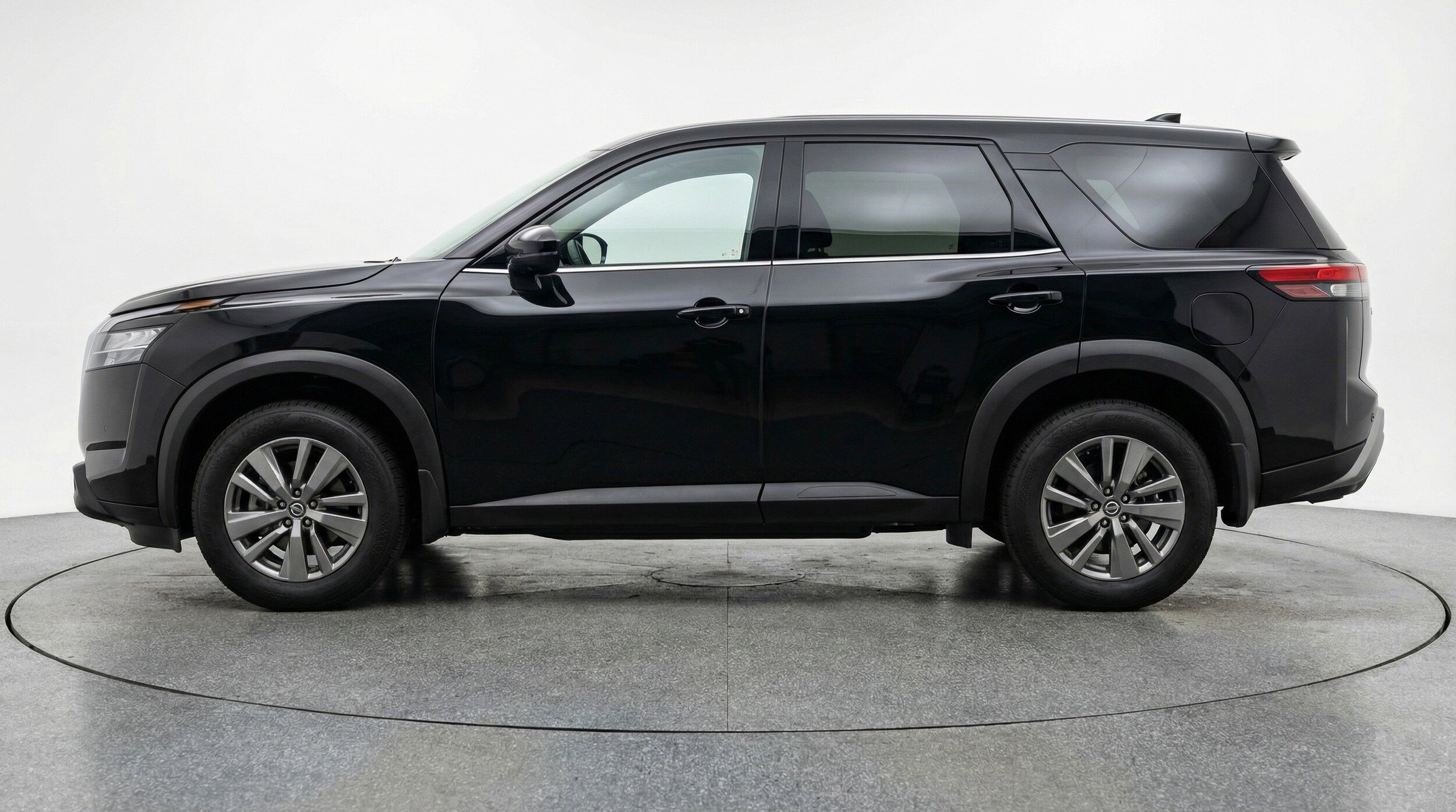 Thumbnail: 2025 Nissan Pathfinder - 5