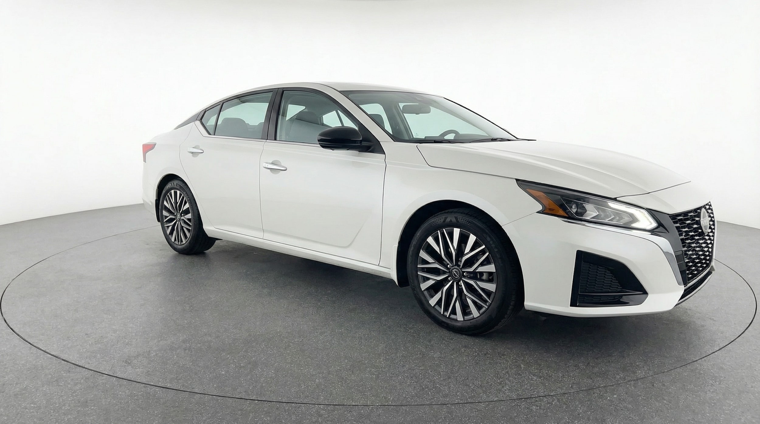 Thumbnail: 2025 Nissan Altima - 1