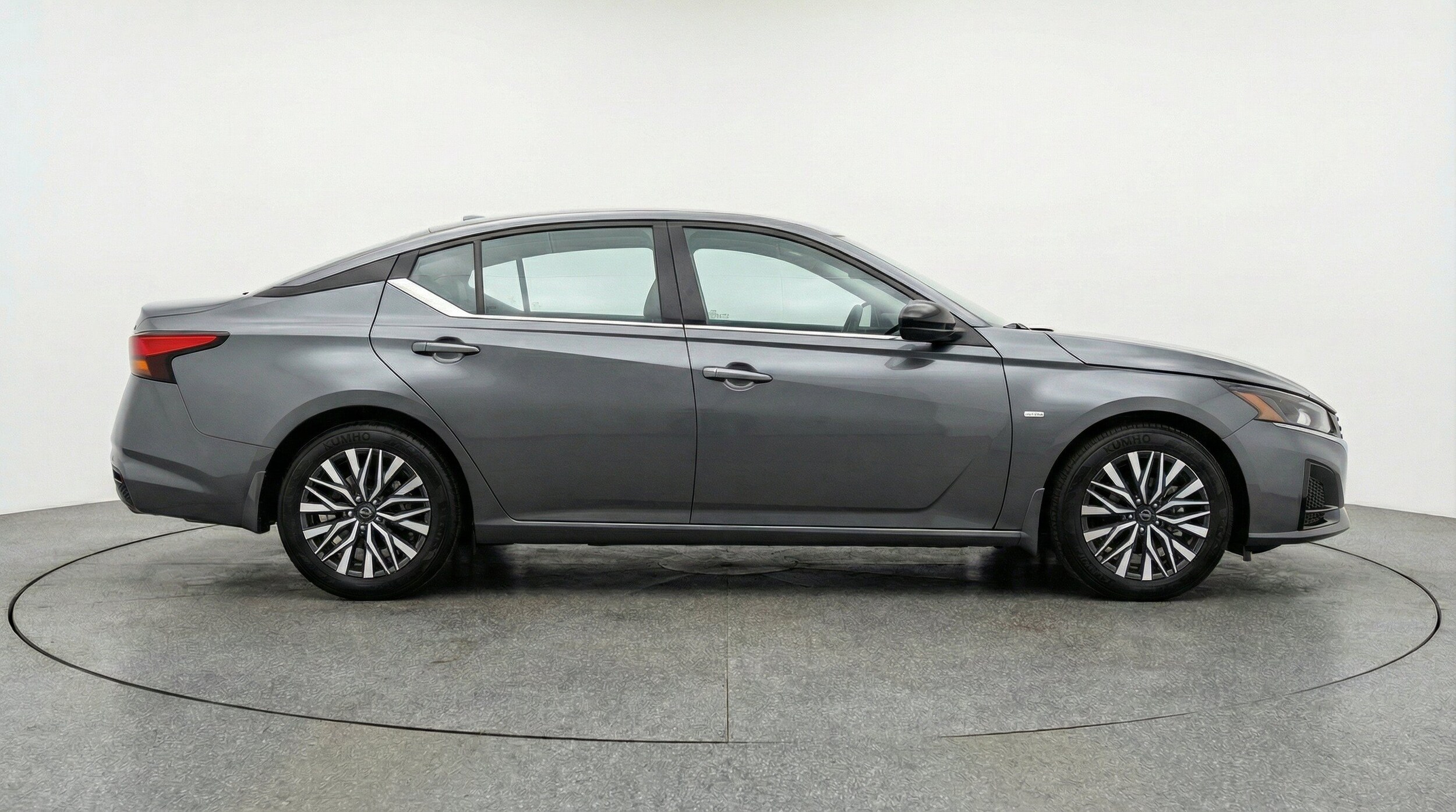 Thumbnail: 2025 Nissan Altima - 11