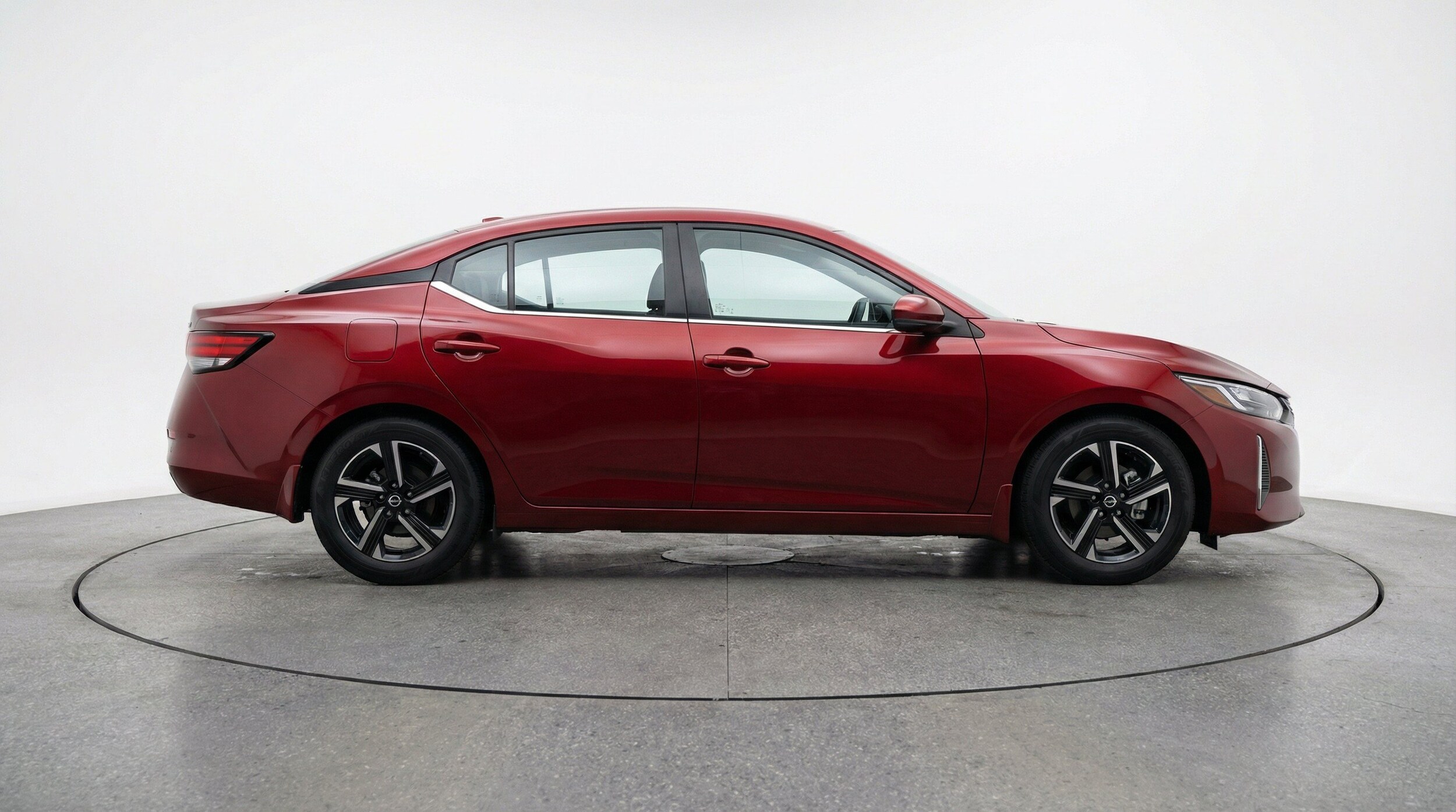 Thumbnail: 2025 Nissan Sentra - 11