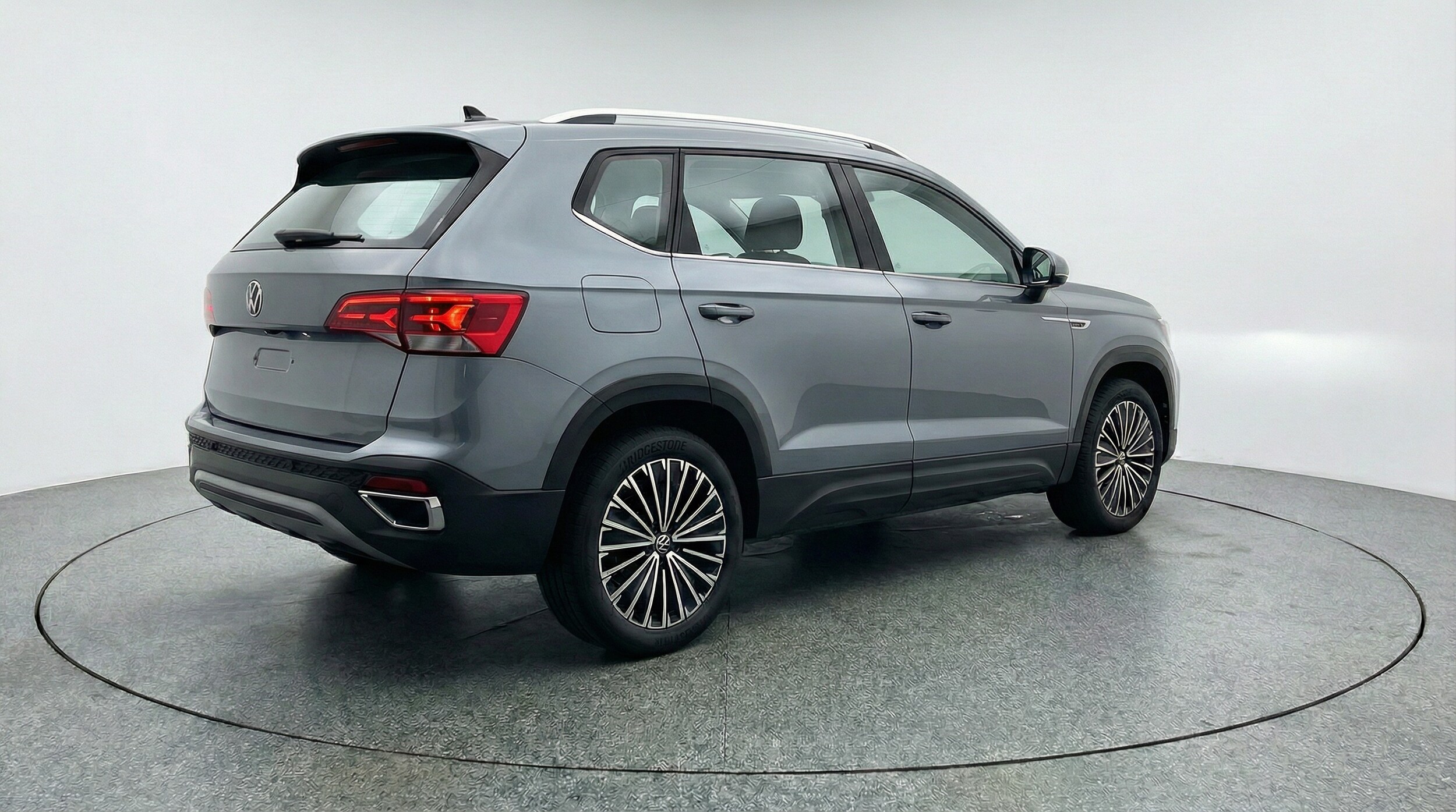 Thumbnail: 2025 Volkswagen Taos - 7