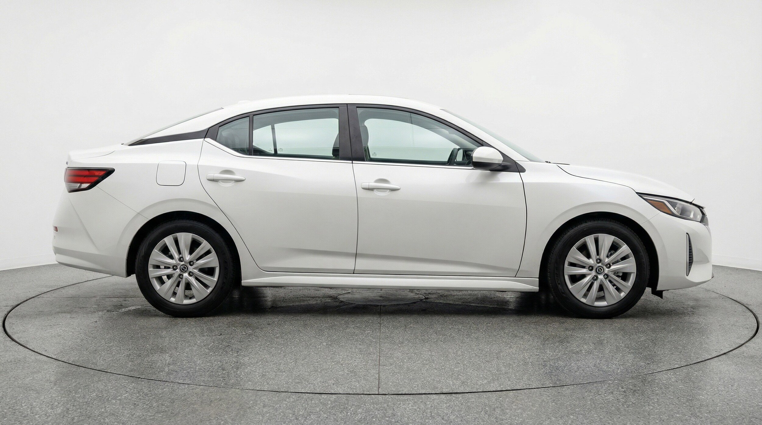 Thumbnail: 2025 Nissan Sentra - 11