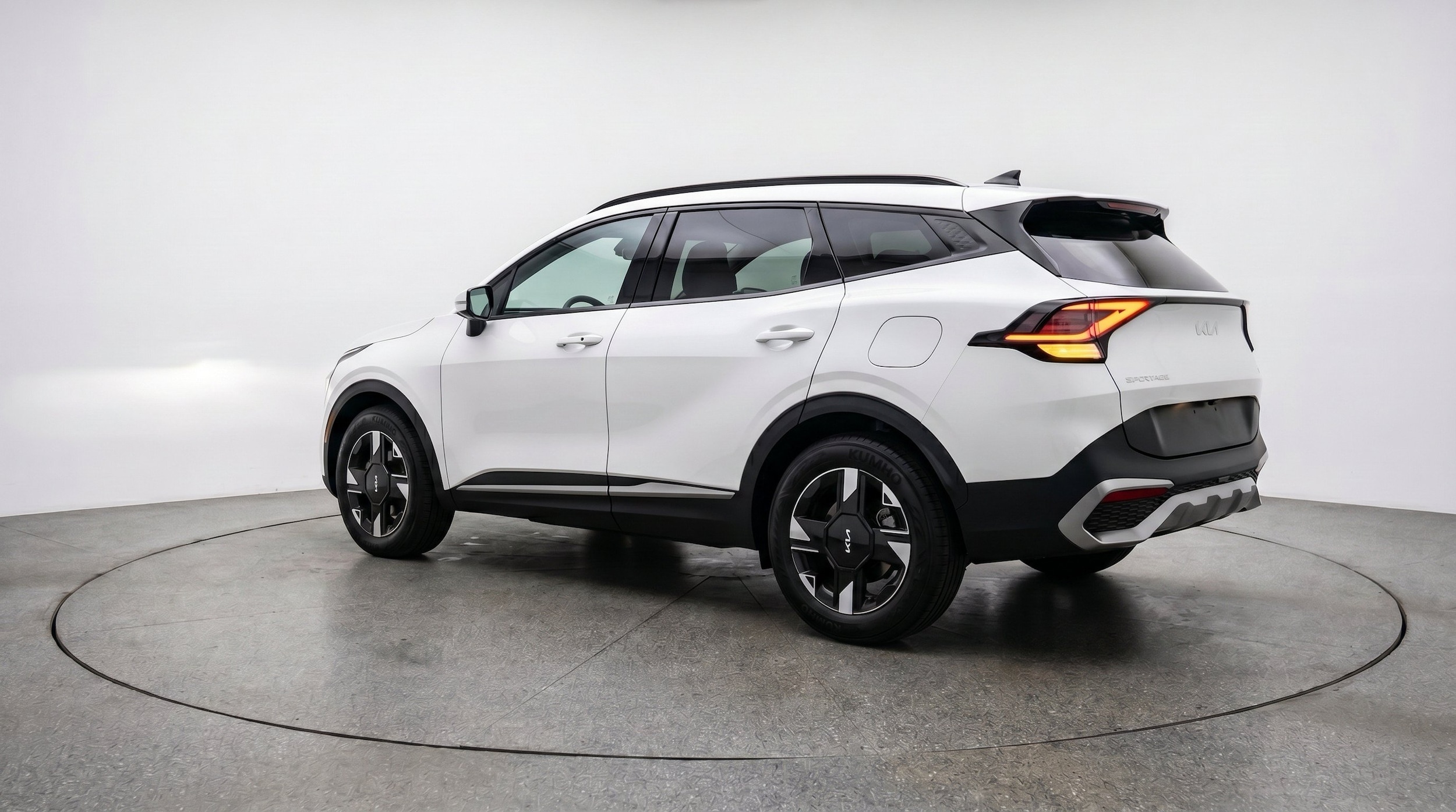 Thumbnail: 2026 Kia Sportage - 6