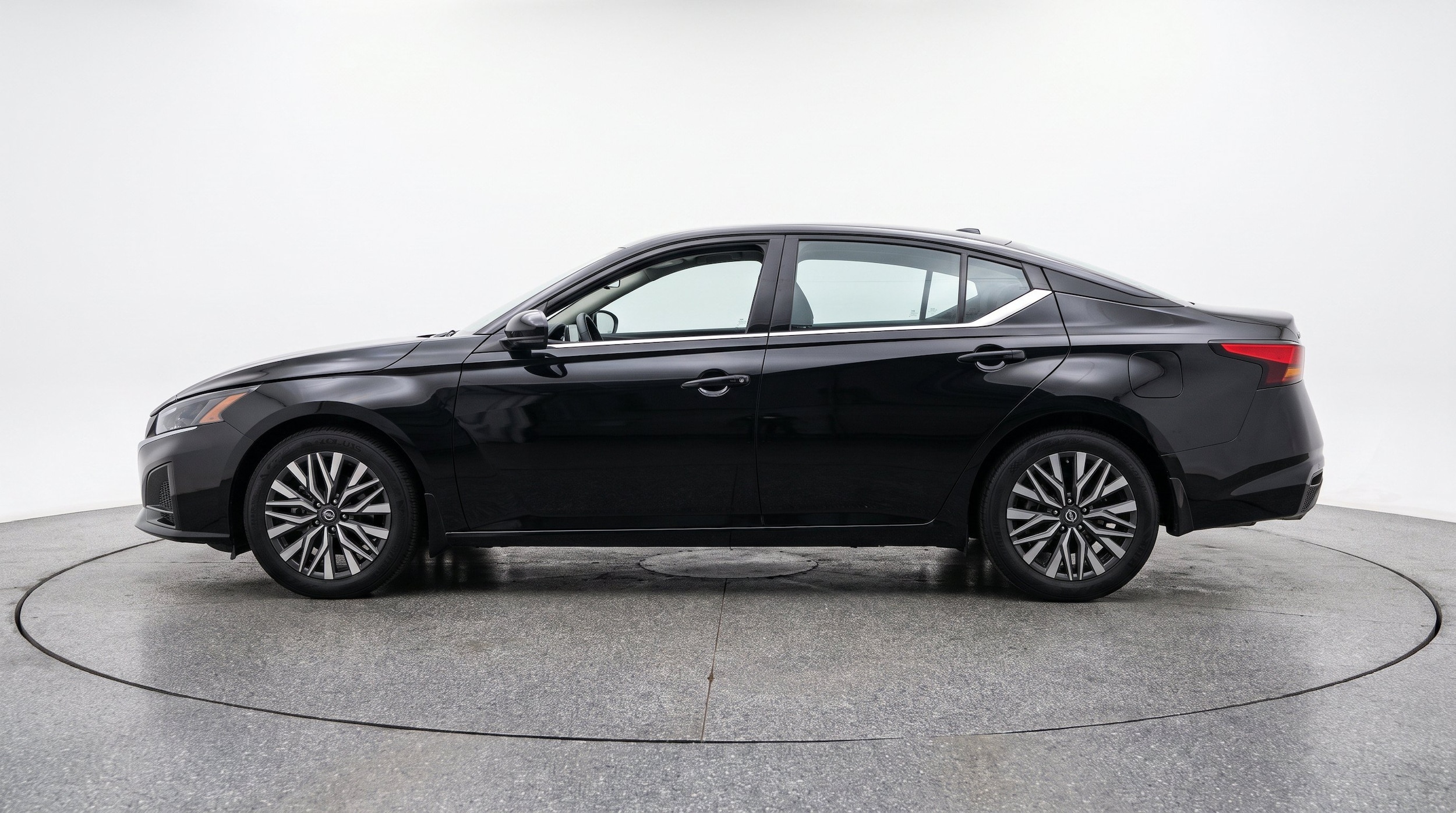 Thumbnail: 2026 Nissan Altima - 5