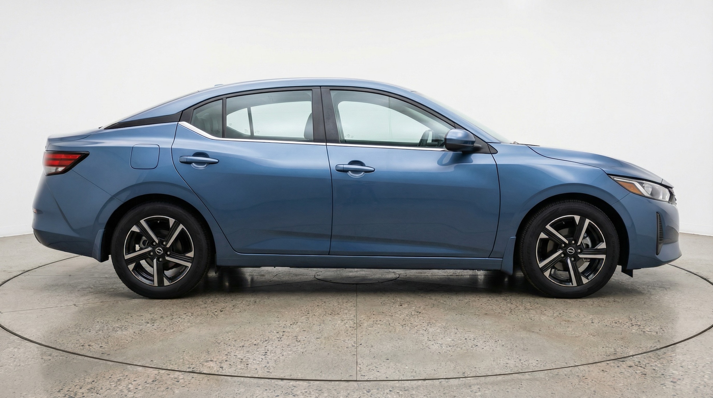 Thumbnail: 2025 Nissan Sentra - 8