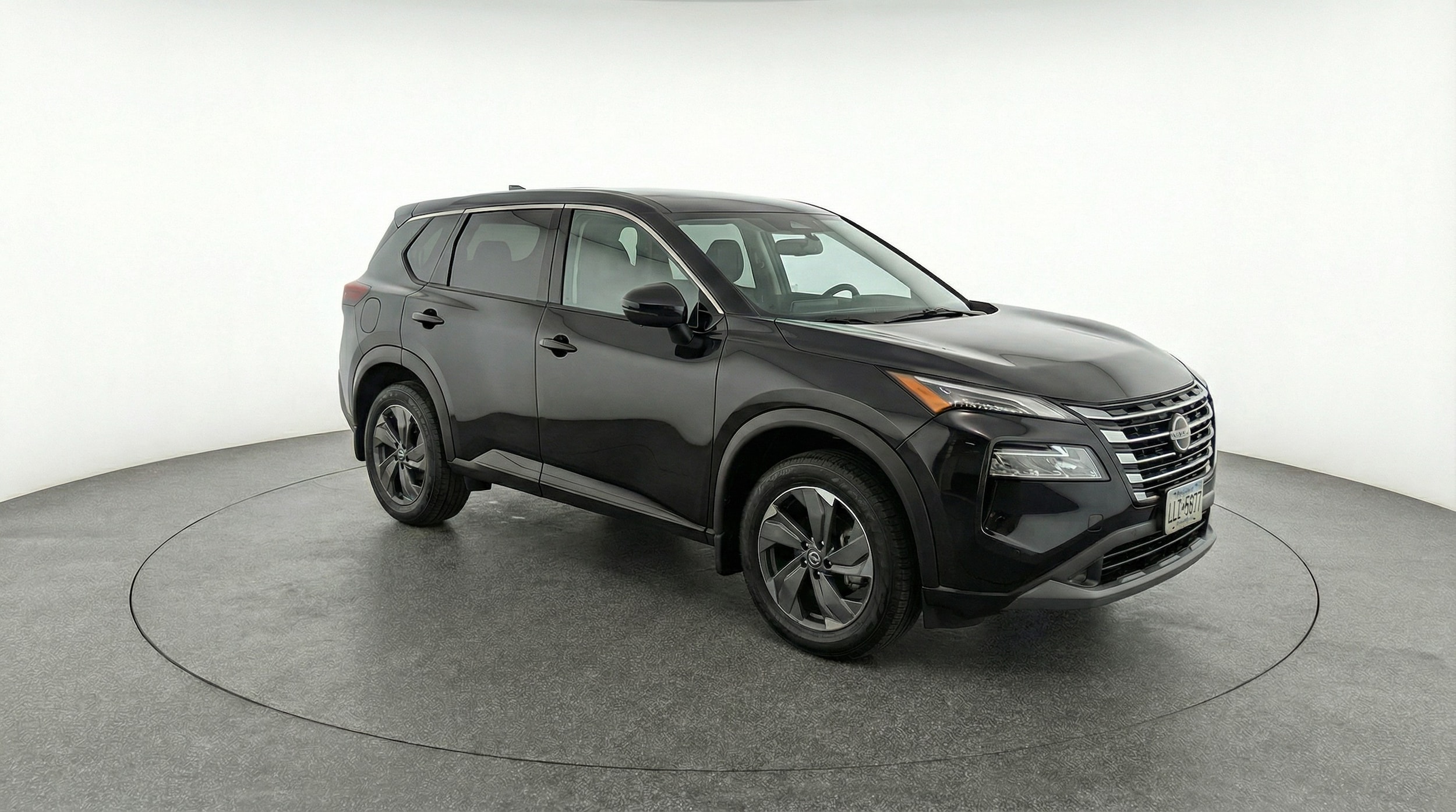 Thumbnail: 2025 Nissan Rogue - 1