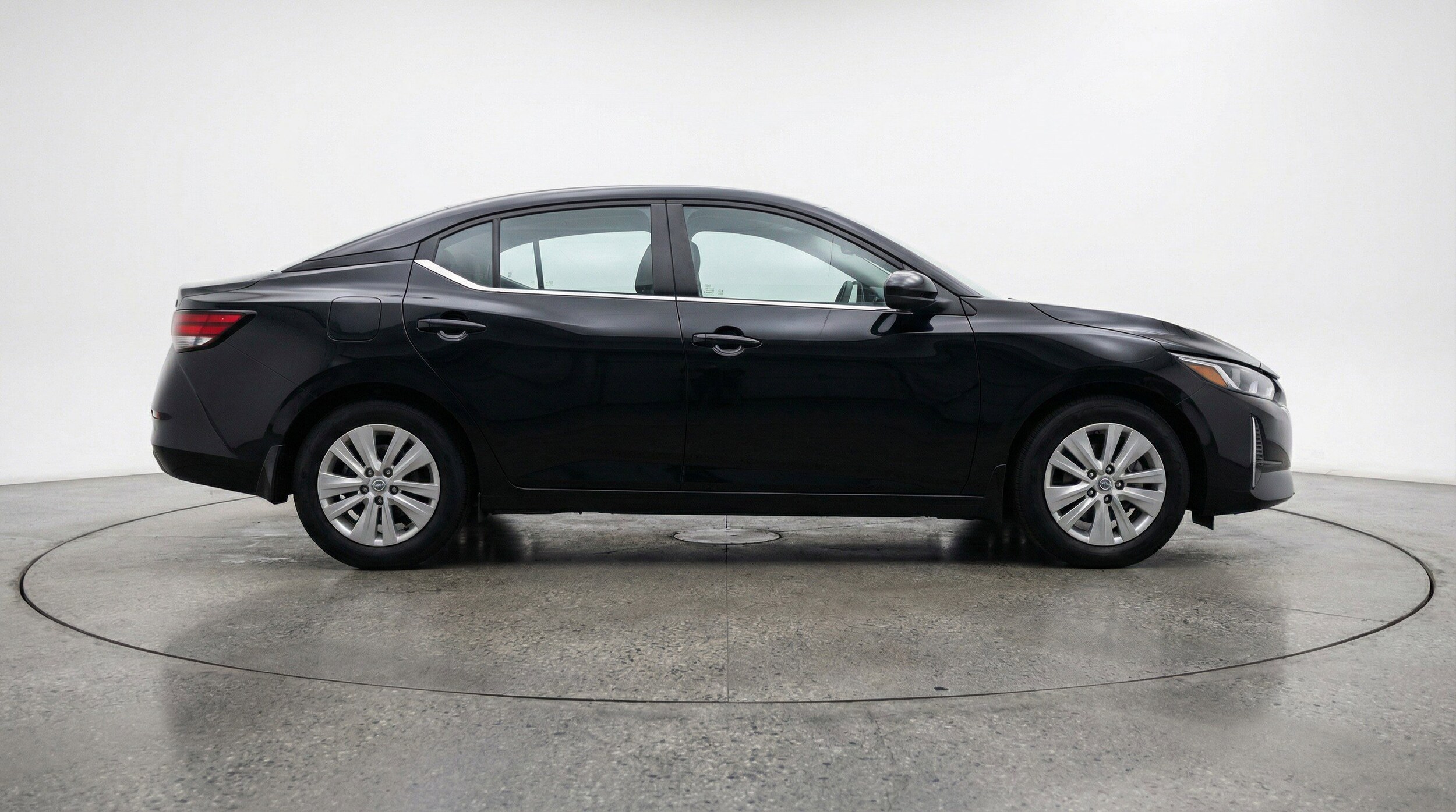 Thumbnail: 2025 Nissan Sentra - 11
