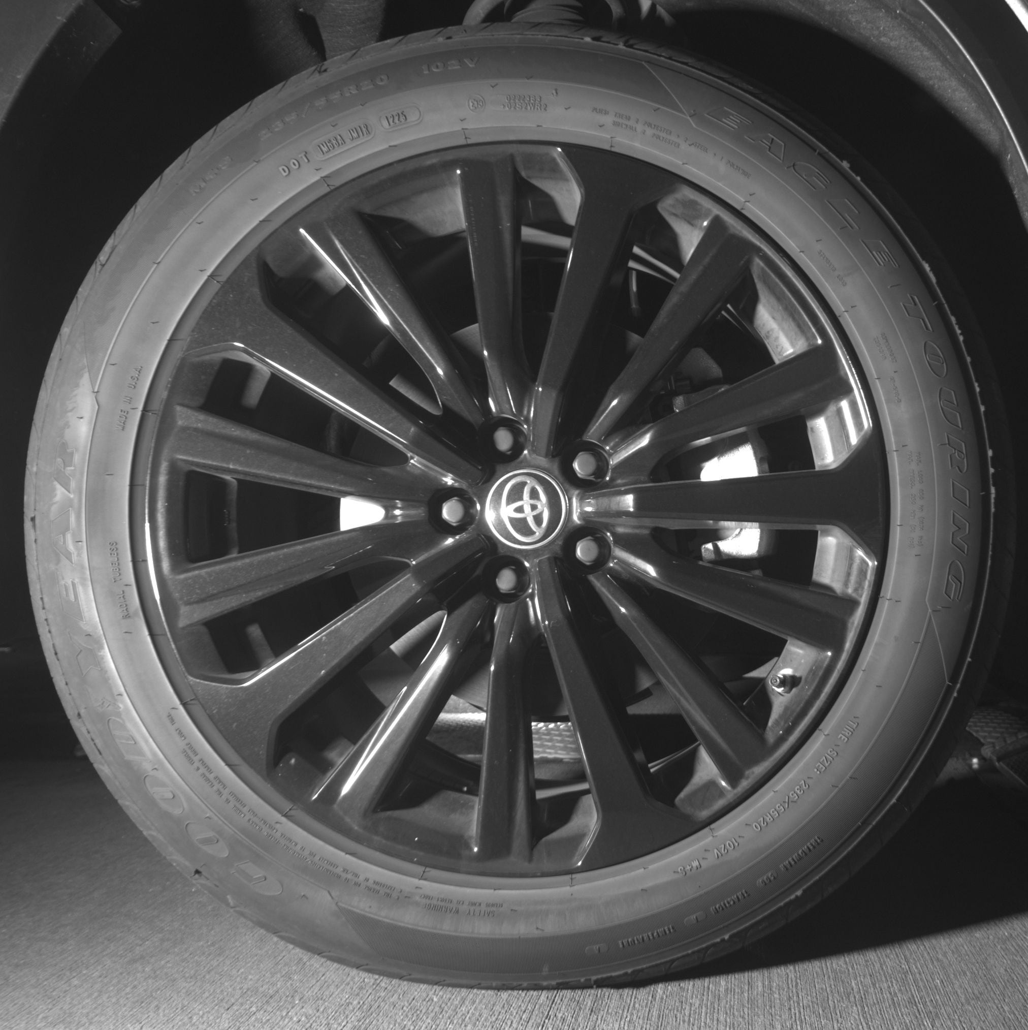 Thumbnail: 2025 Toyota Highlander - 10