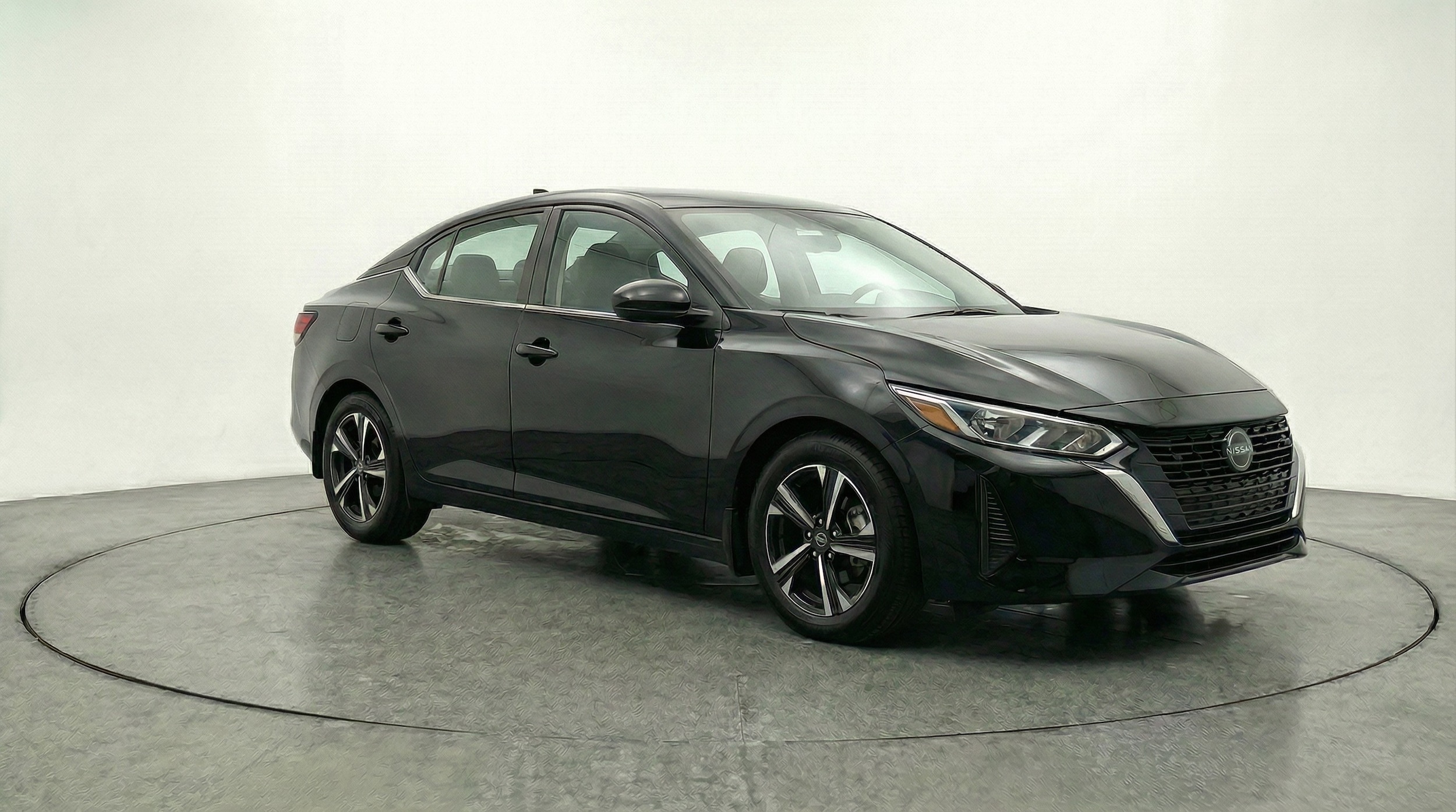 Thumbnail: 2025 Nissan Sentra - 1