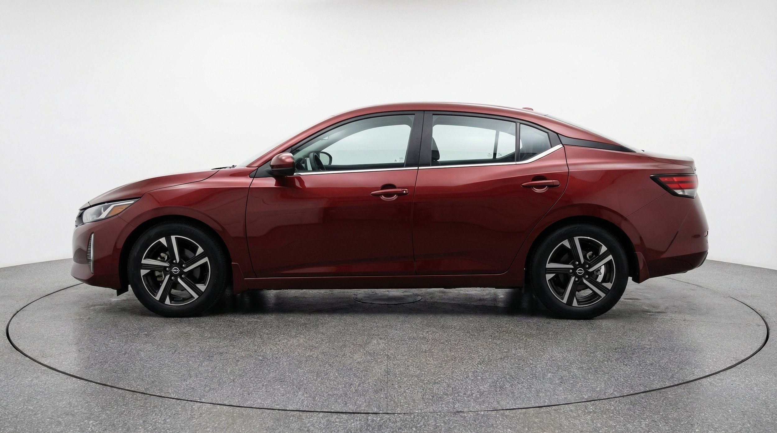 Thumbnail: 2025 Nissan Sentra - 5