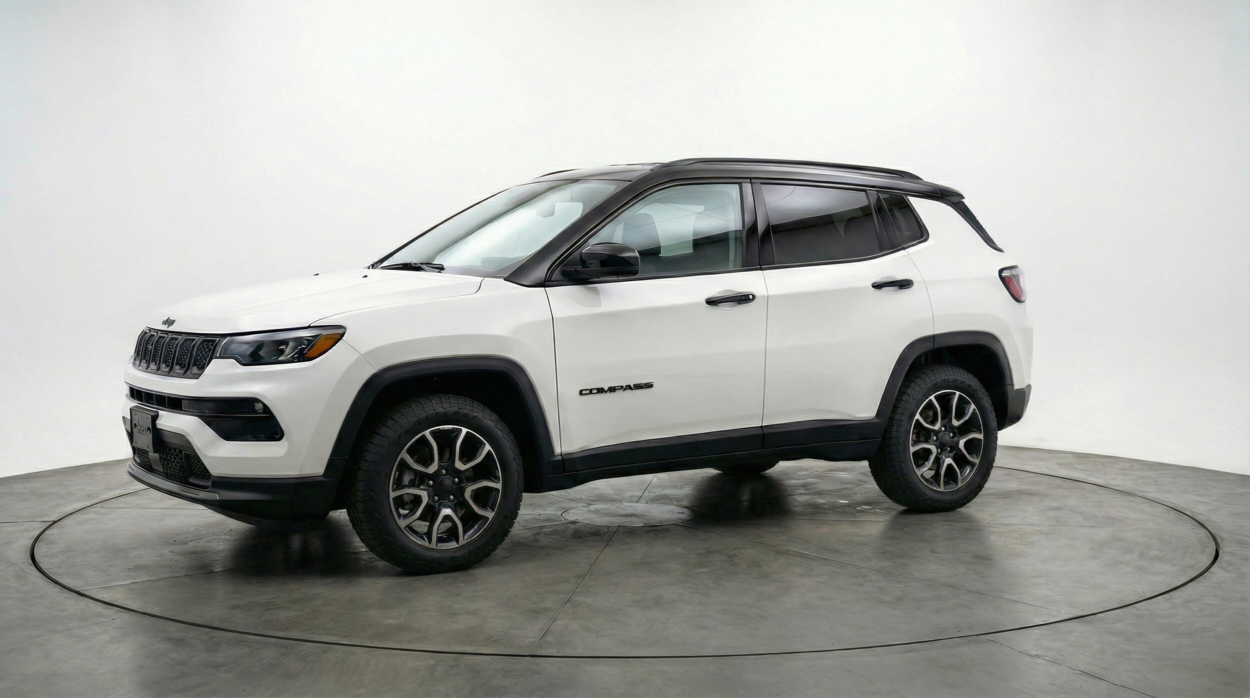 Thumbnail: 2025 Jeep Compass - 3