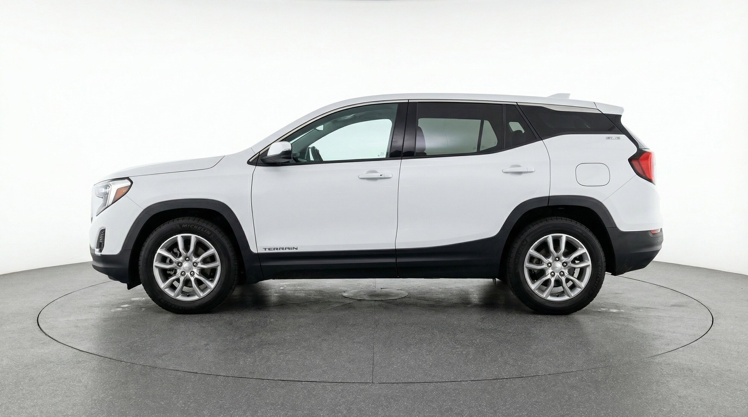 Thumbnail: 2024 GMC Terrain - 5