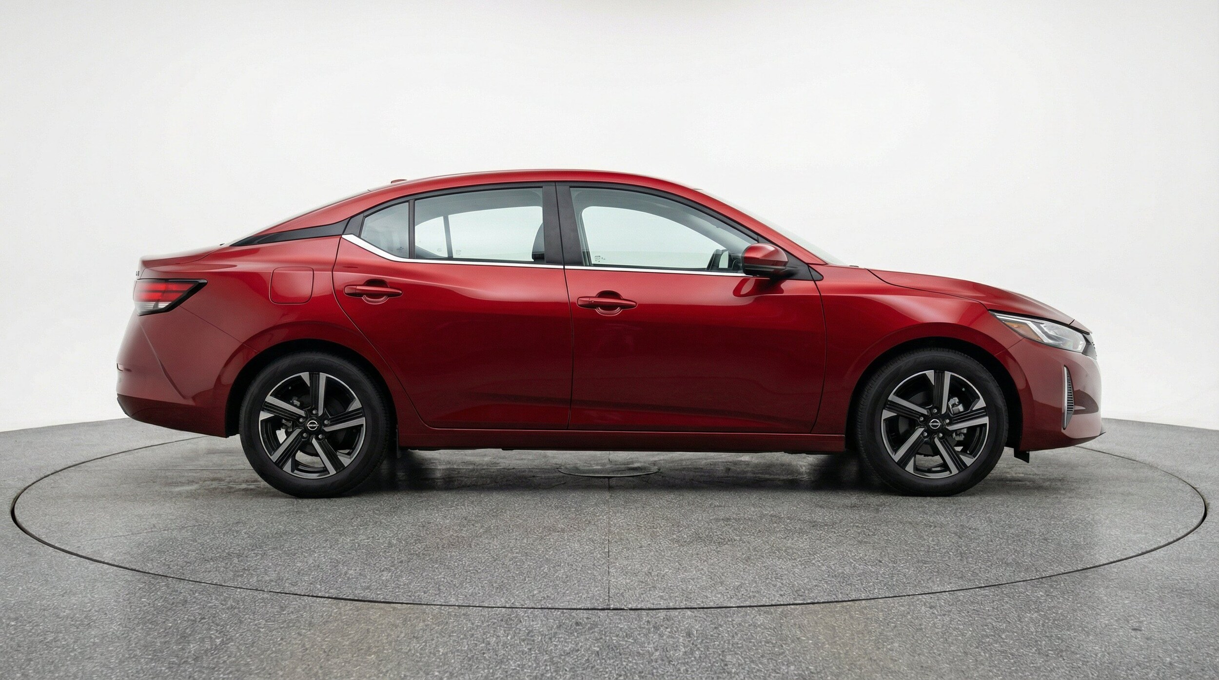 Thumbnail: 2025 Nissan Sentra - 10