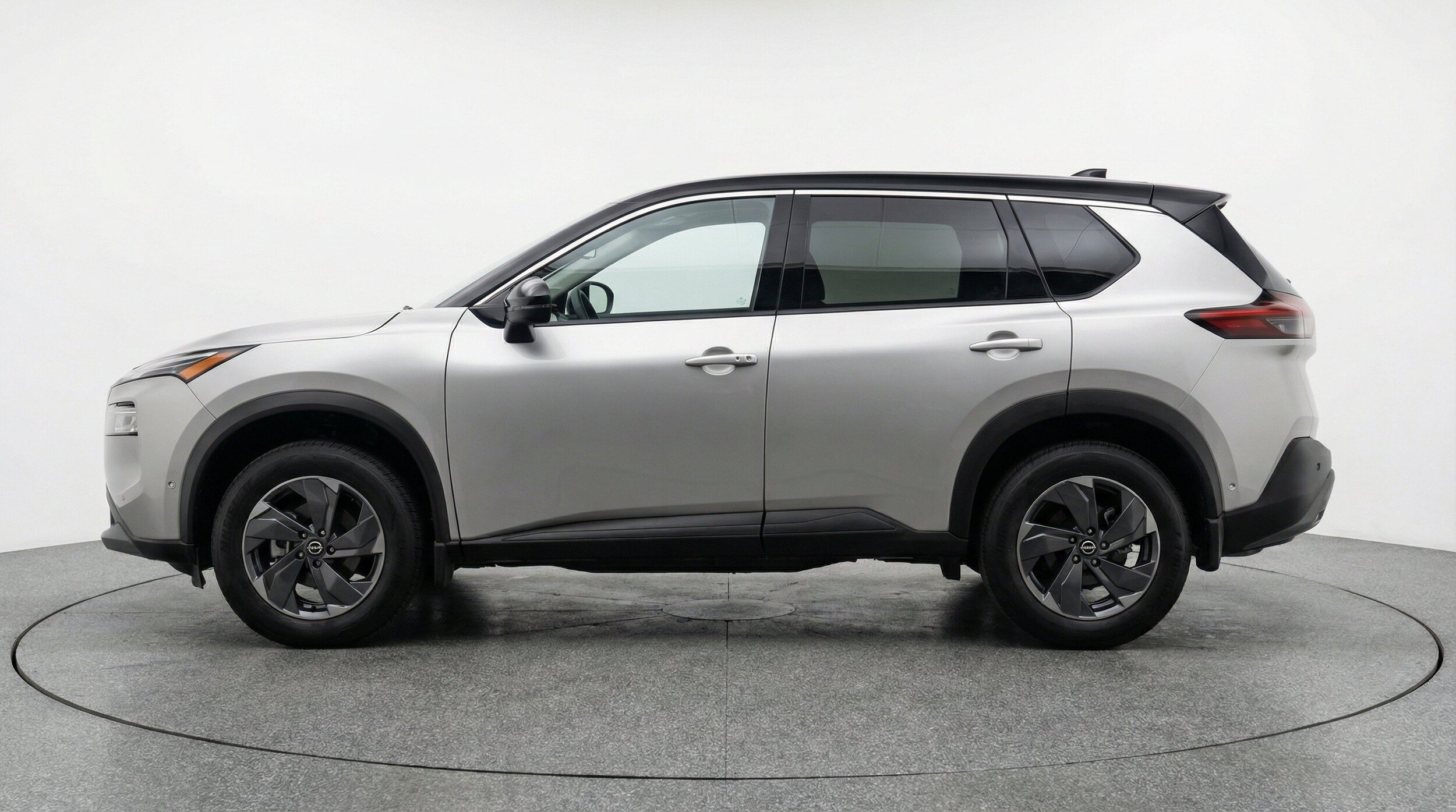 Thumbnail: 2025 Nissan Rogue - 5
