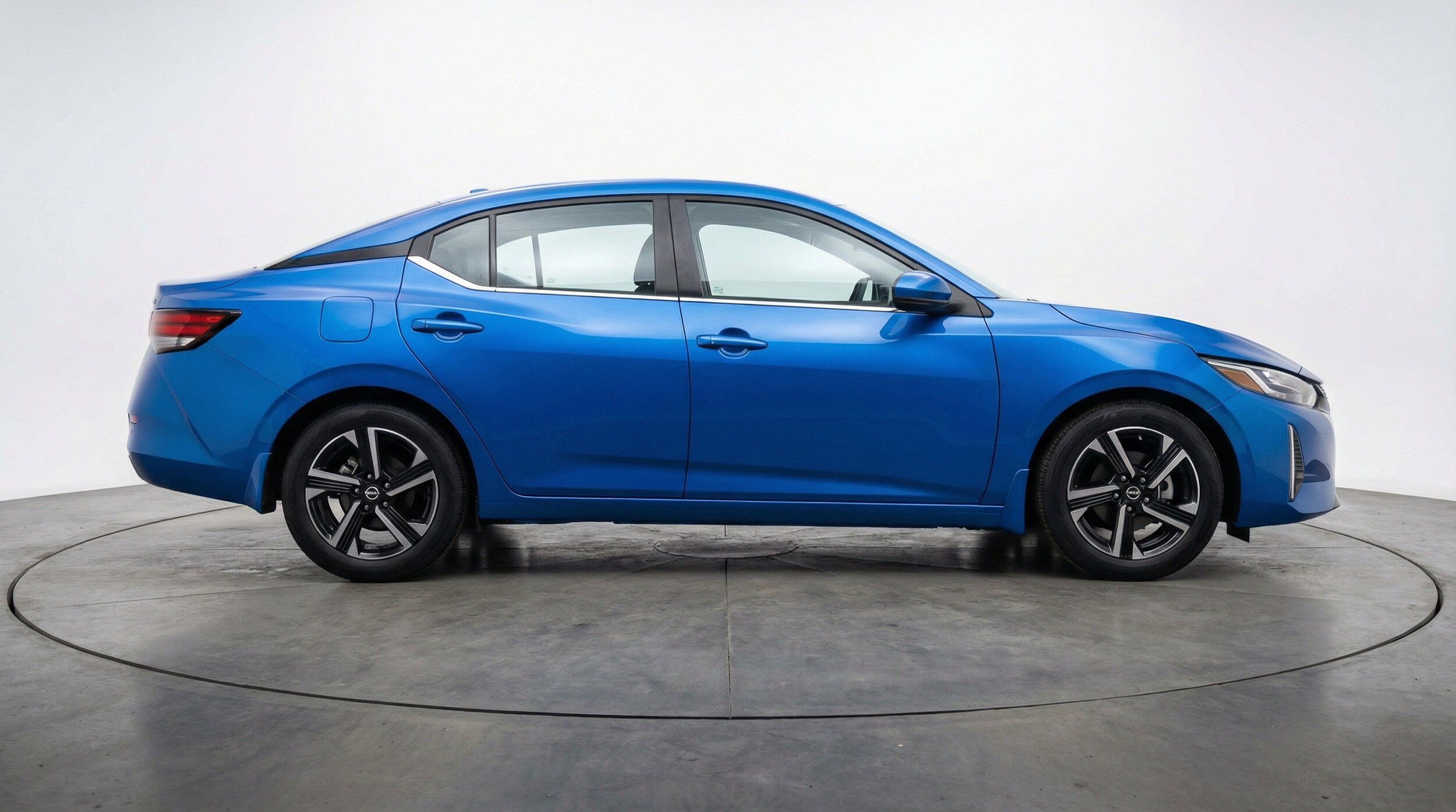 Thumbnail: 2025 Nissan Sentra - 11