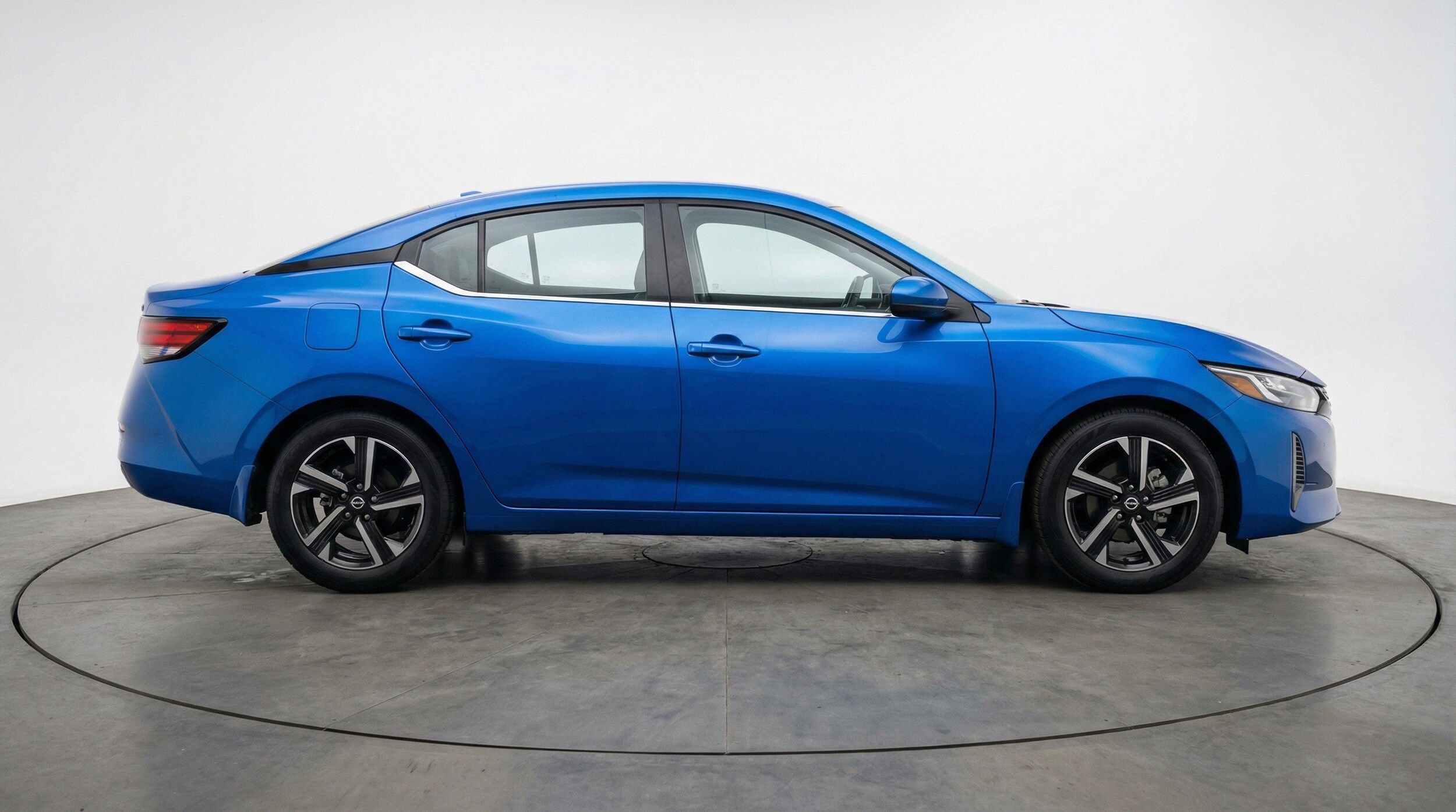 Thumbnail: 2025 Nissan Sentra - 11