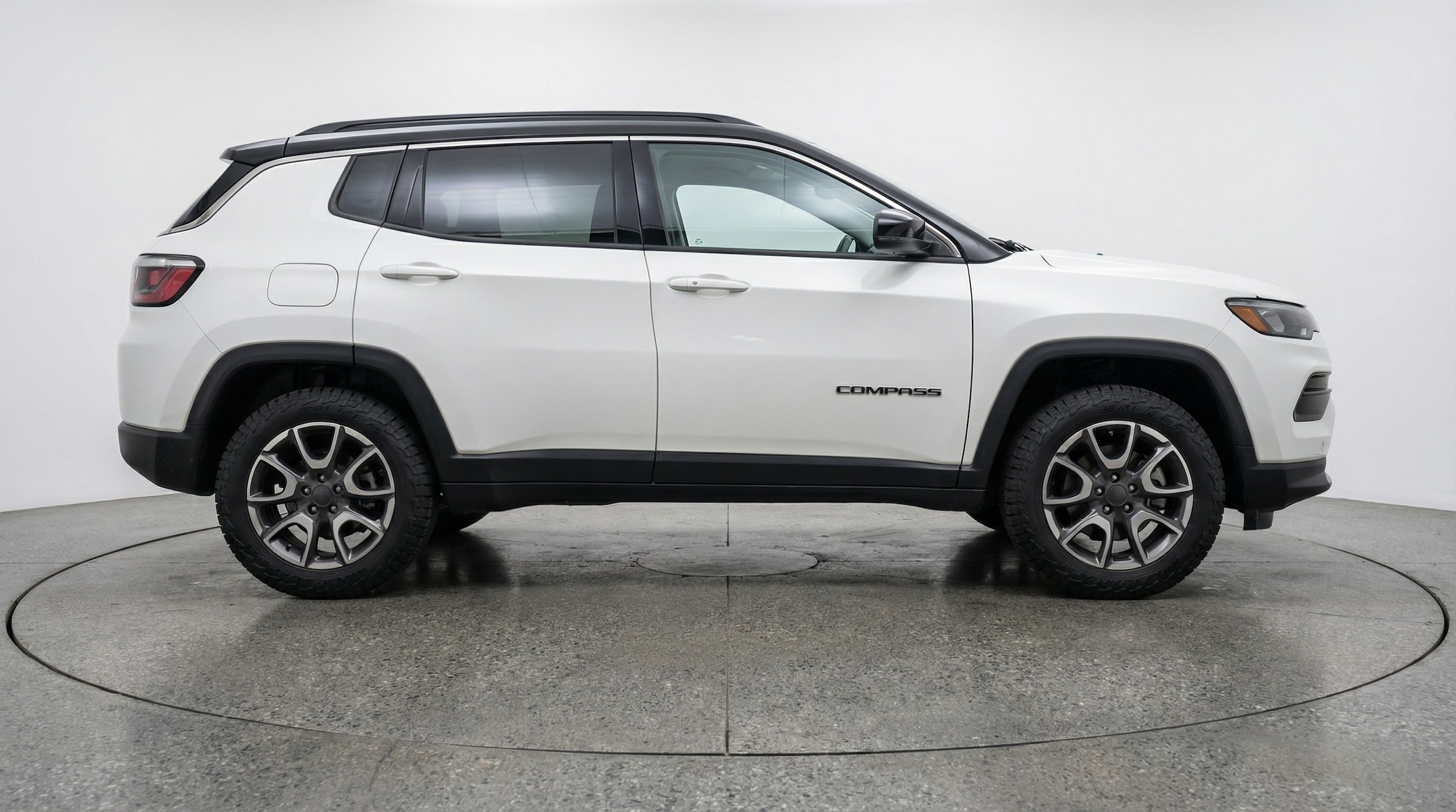 Thumbnail: 2025 Jeep Compass - 8