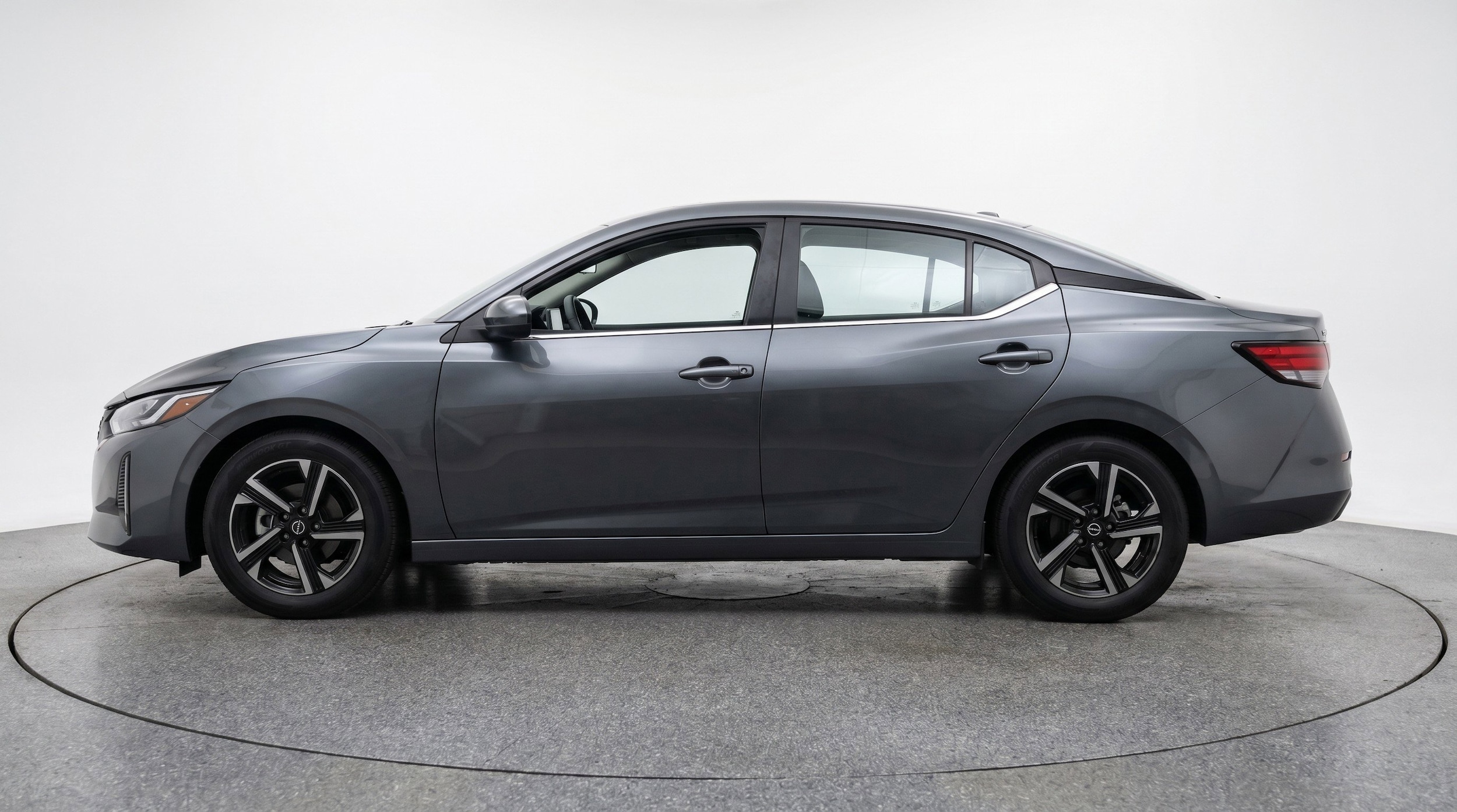 Thumbnail: 2025 Nissan Sentra - 5