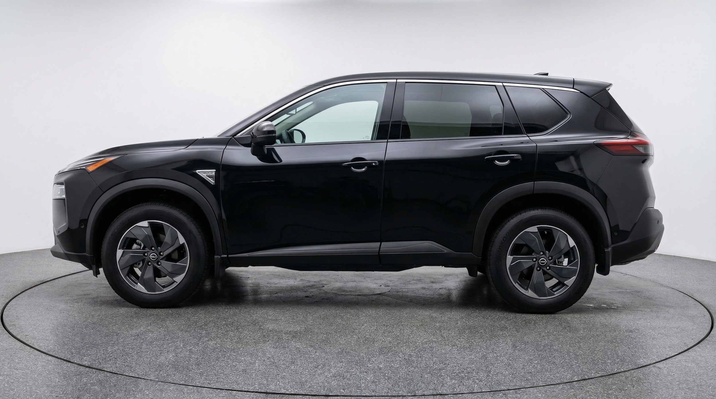 Thumbnail: 2025 Nissan Rogue - 4