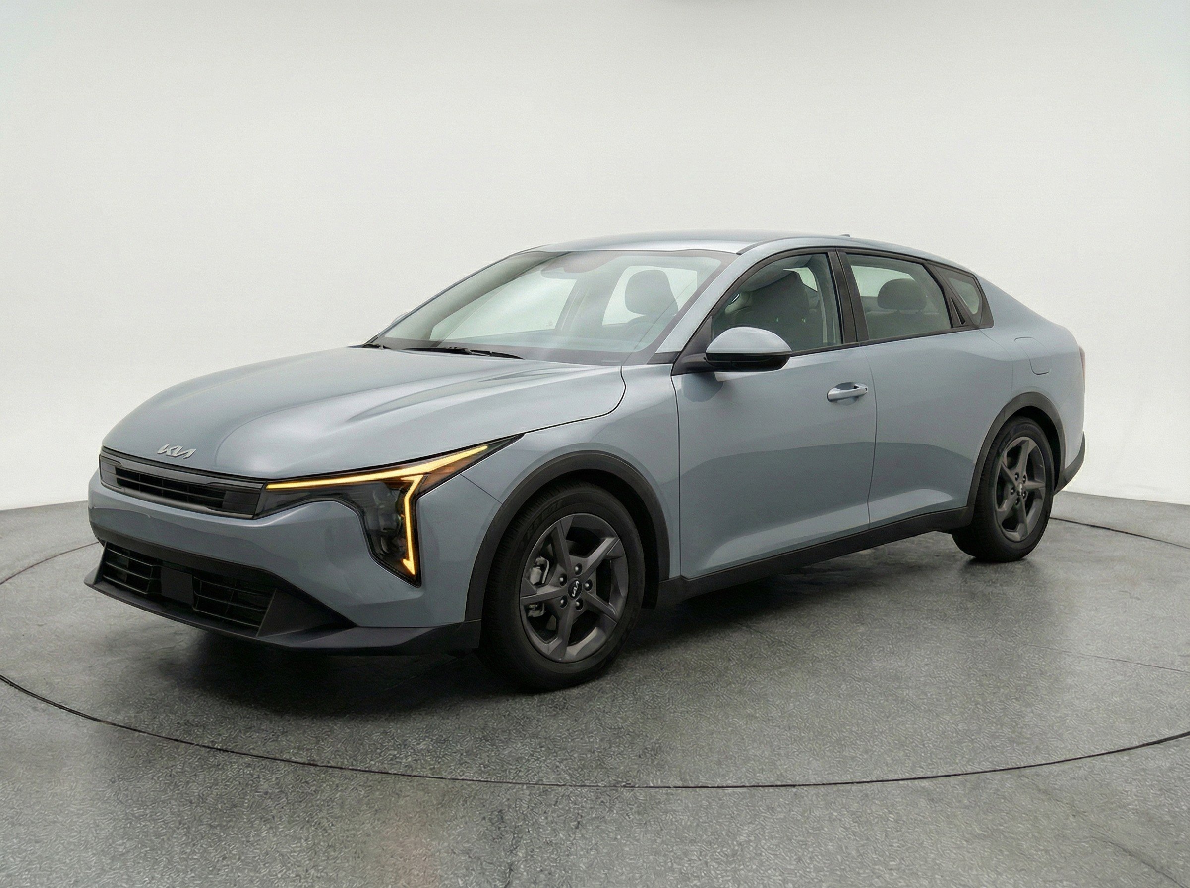 Thumbnail: 2025 Kia K4 - 3