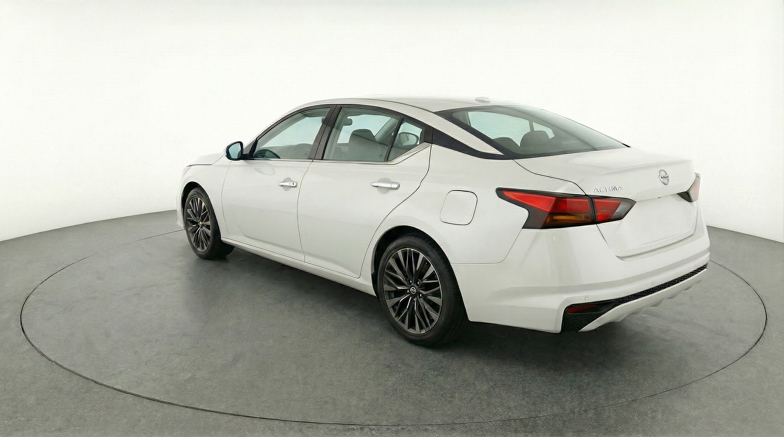 Thumbnail: 2025 Nissan Altima - 6