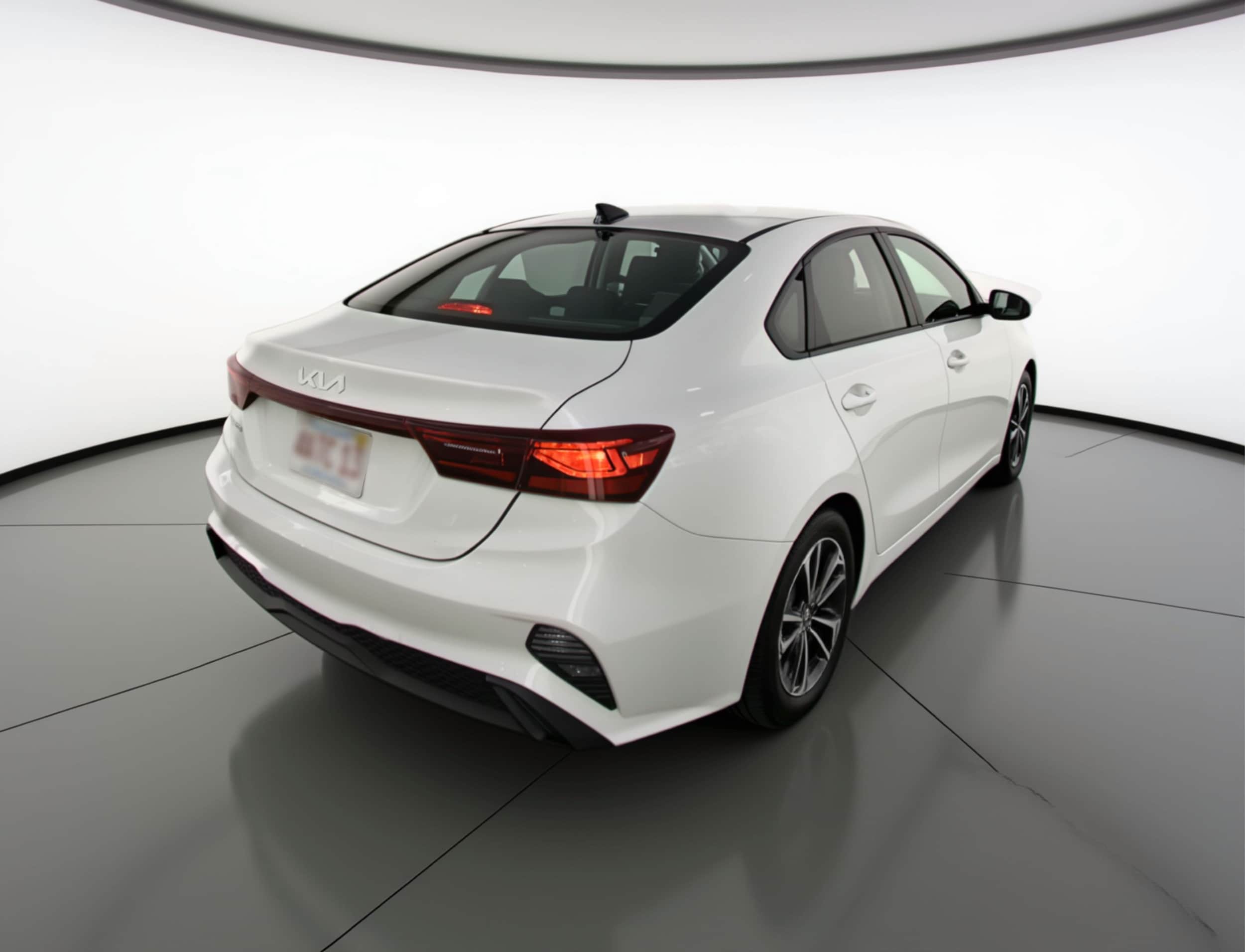 Thumbnail: 2024 Kia Forte - 7