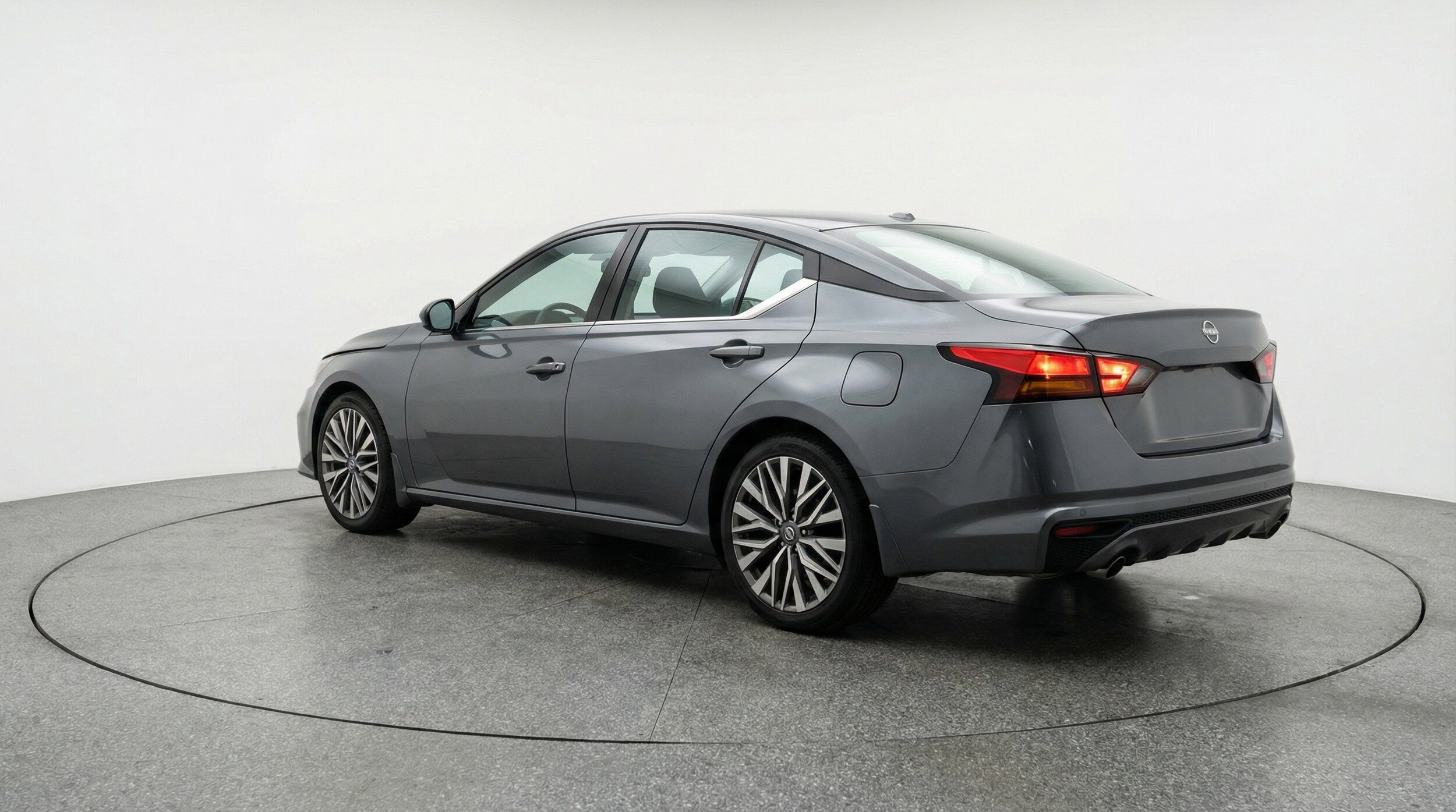 Thumbnail: 2025 Nissan Altima - 6