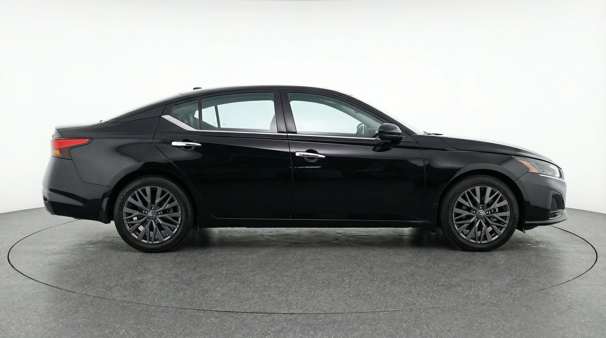 Thumbnail: 2025 Nissan Altima - 11