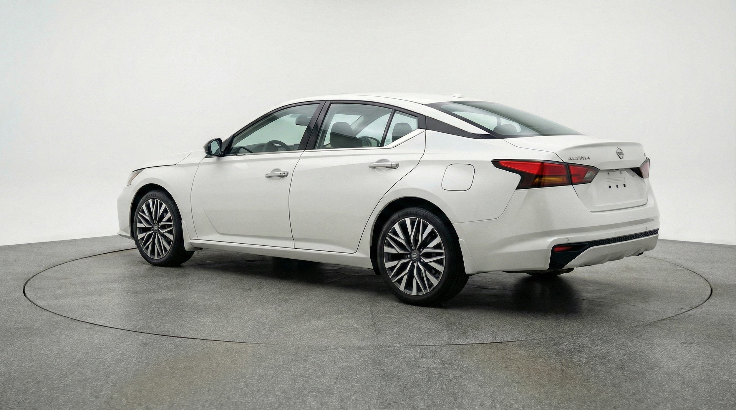 Thumbnail: 2025 Nissan Altima - 6