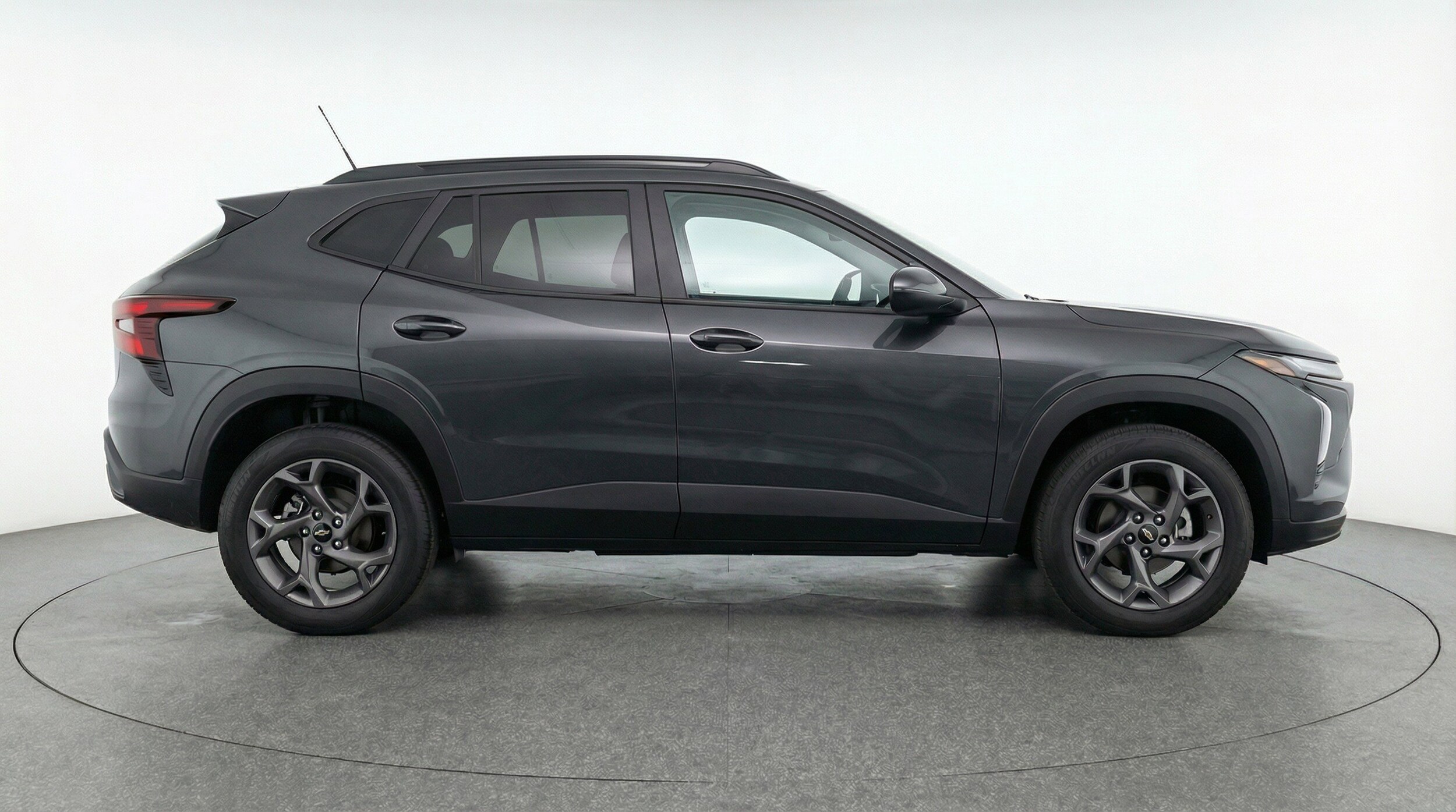 Thumbnail: 2025 Chevrolet Trax - 11