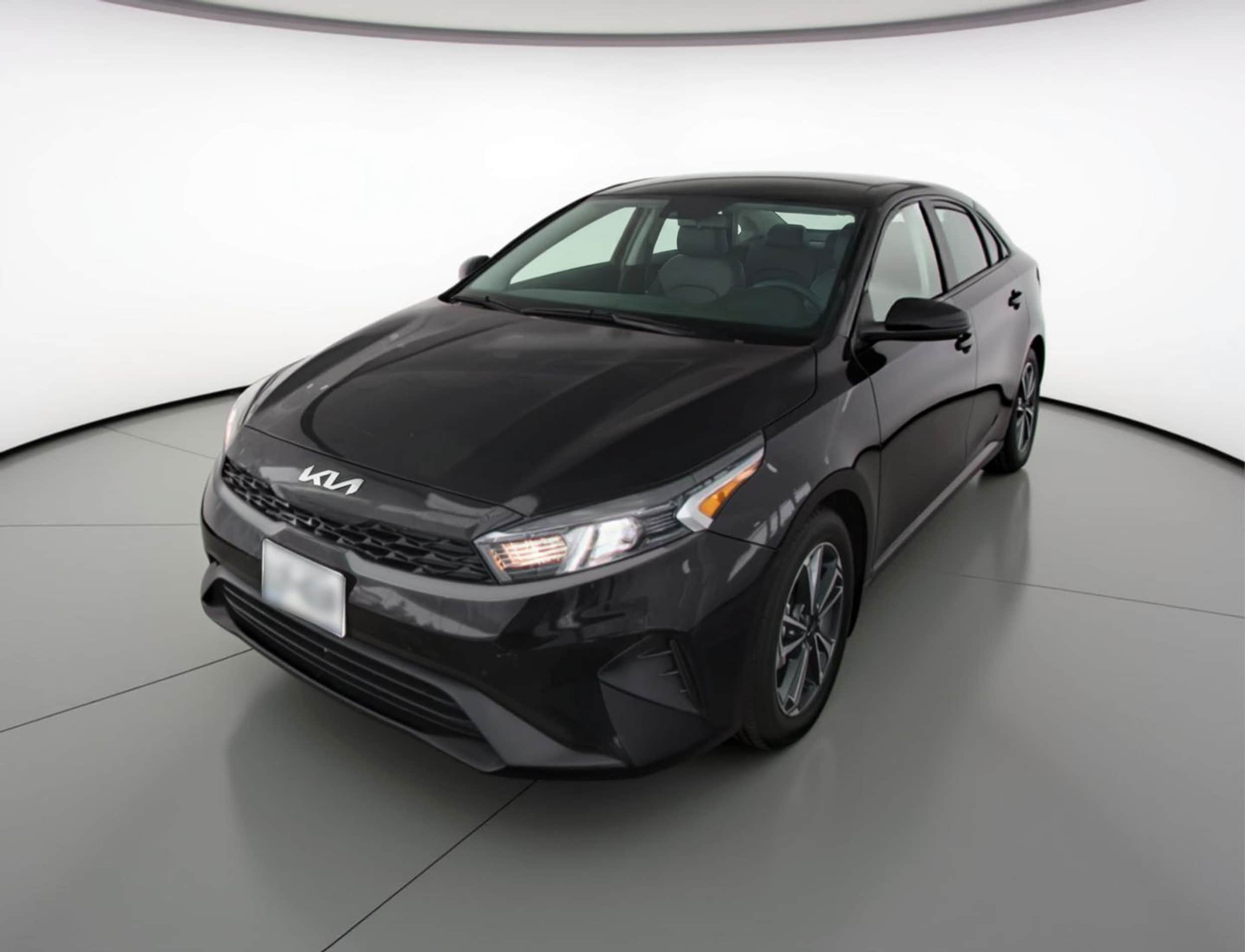 Thumbnail: 2024 Kia Forte - 3