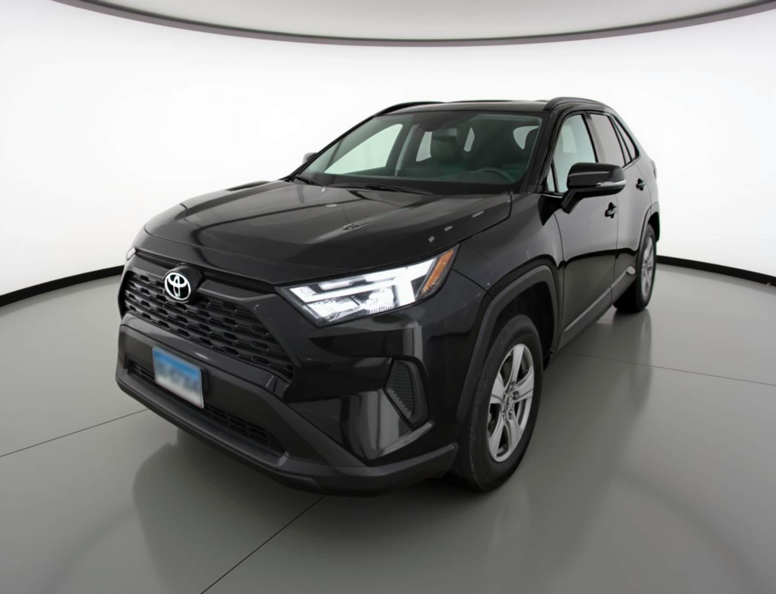Thumbnail: 2025 Toyota RAV4 - 3