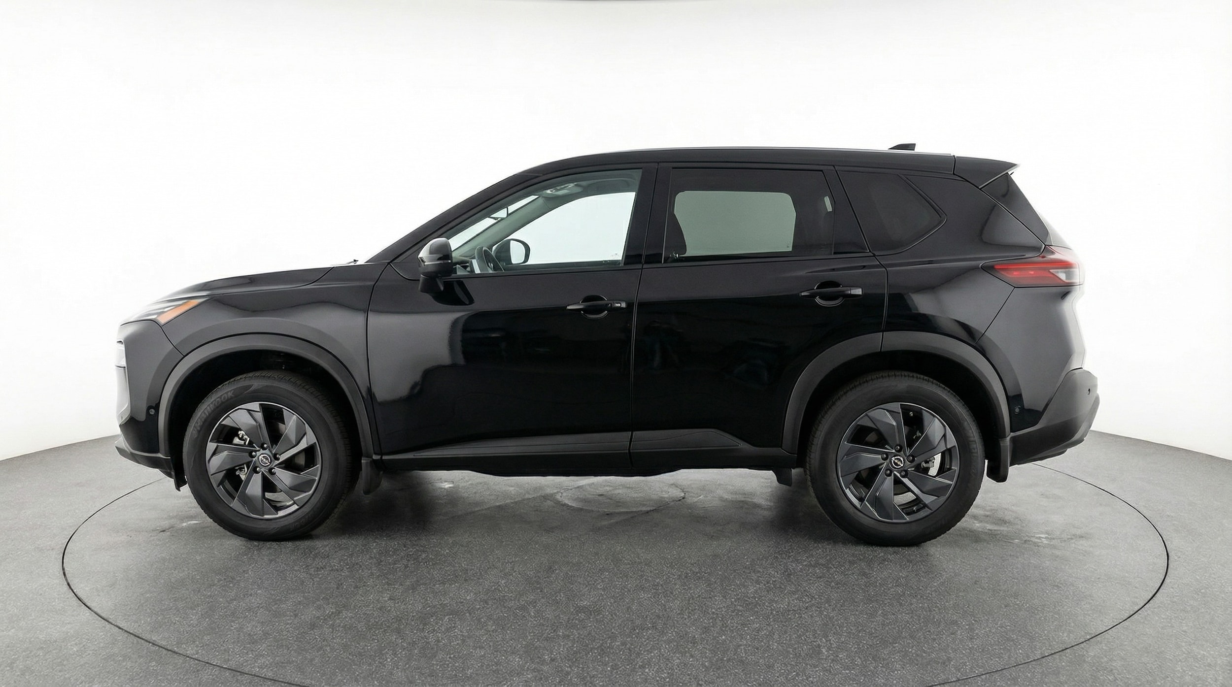 Thumbnail: 2025 Nissan Rogue - 4