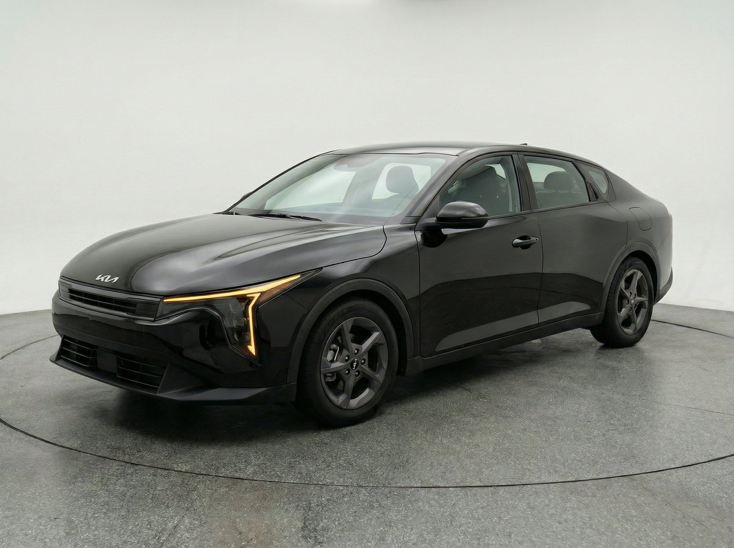 Thumbnail: 2025 Kia K4 - 3