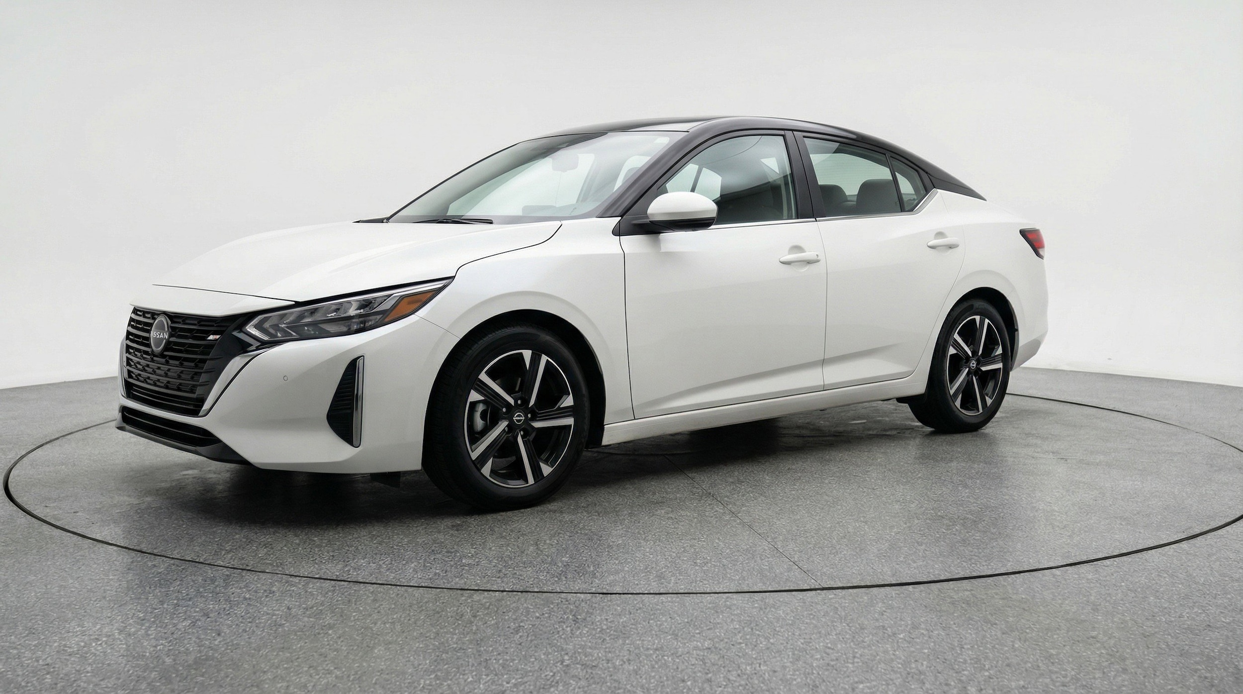 Thumbnail: 2025 Nissan Sentra - 3